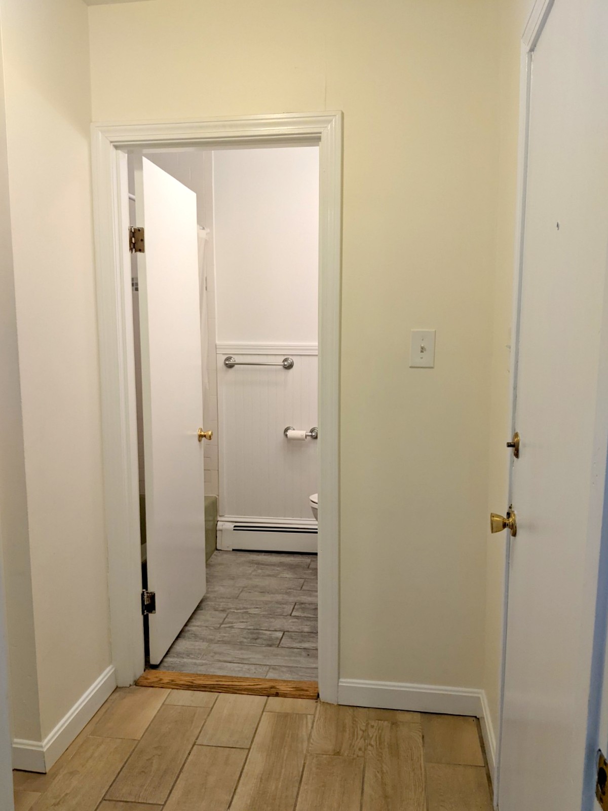 2 bed, 1 bath apartment for rent at 37 Davis Sq Unit 1, Davis Square — photo 12 of 16