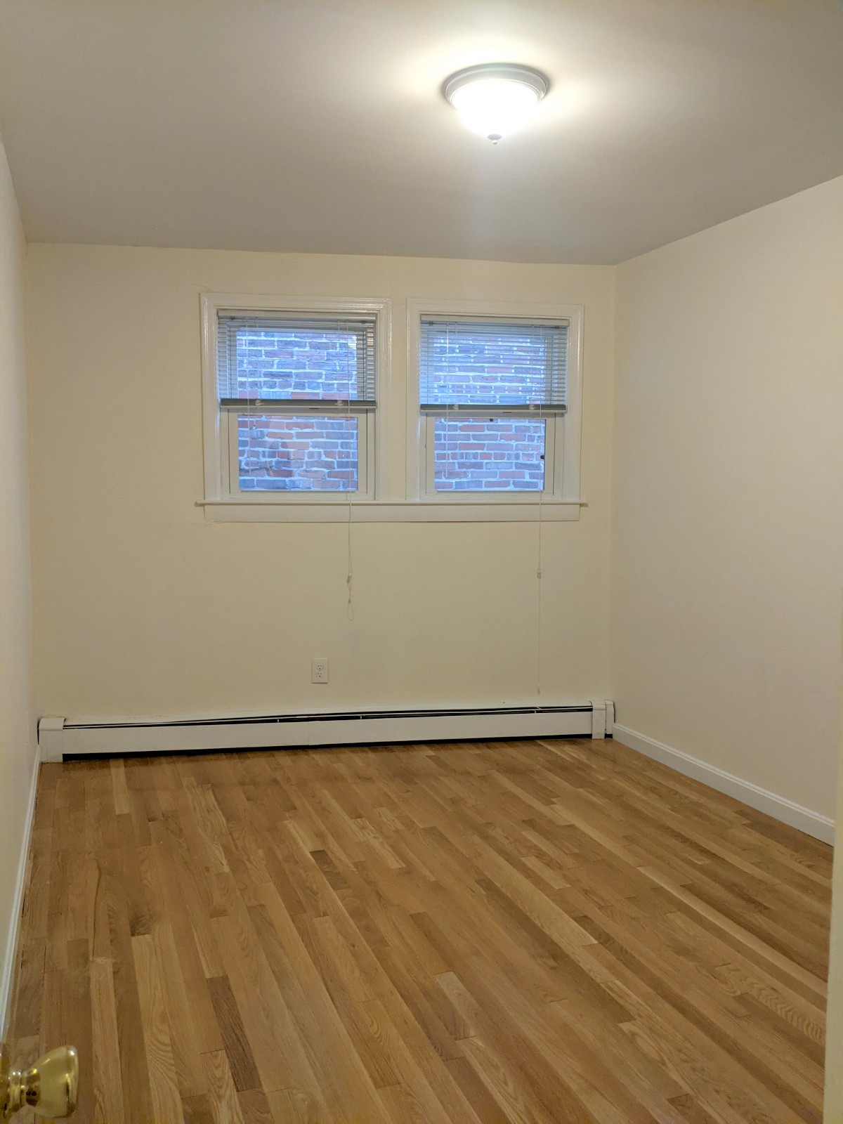 2 bed, 1 bath apartment for rent at 37 Davis Sq Unit 1, Davis Square — photo 15 of 16