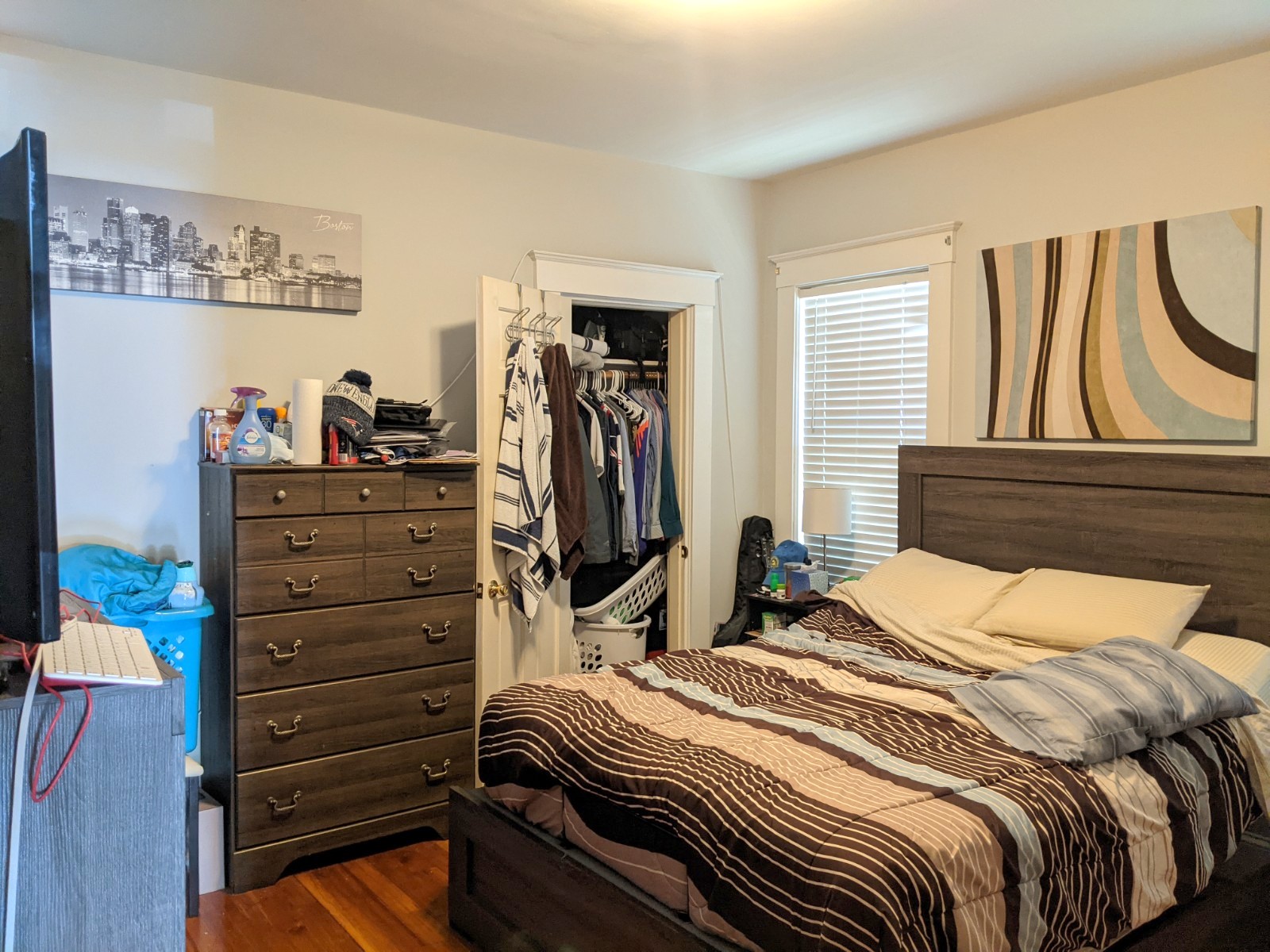 3 bed, 1 bath apartment for rent at 41 Belknap St Unit 1, Teele Square — photo 9 of 17