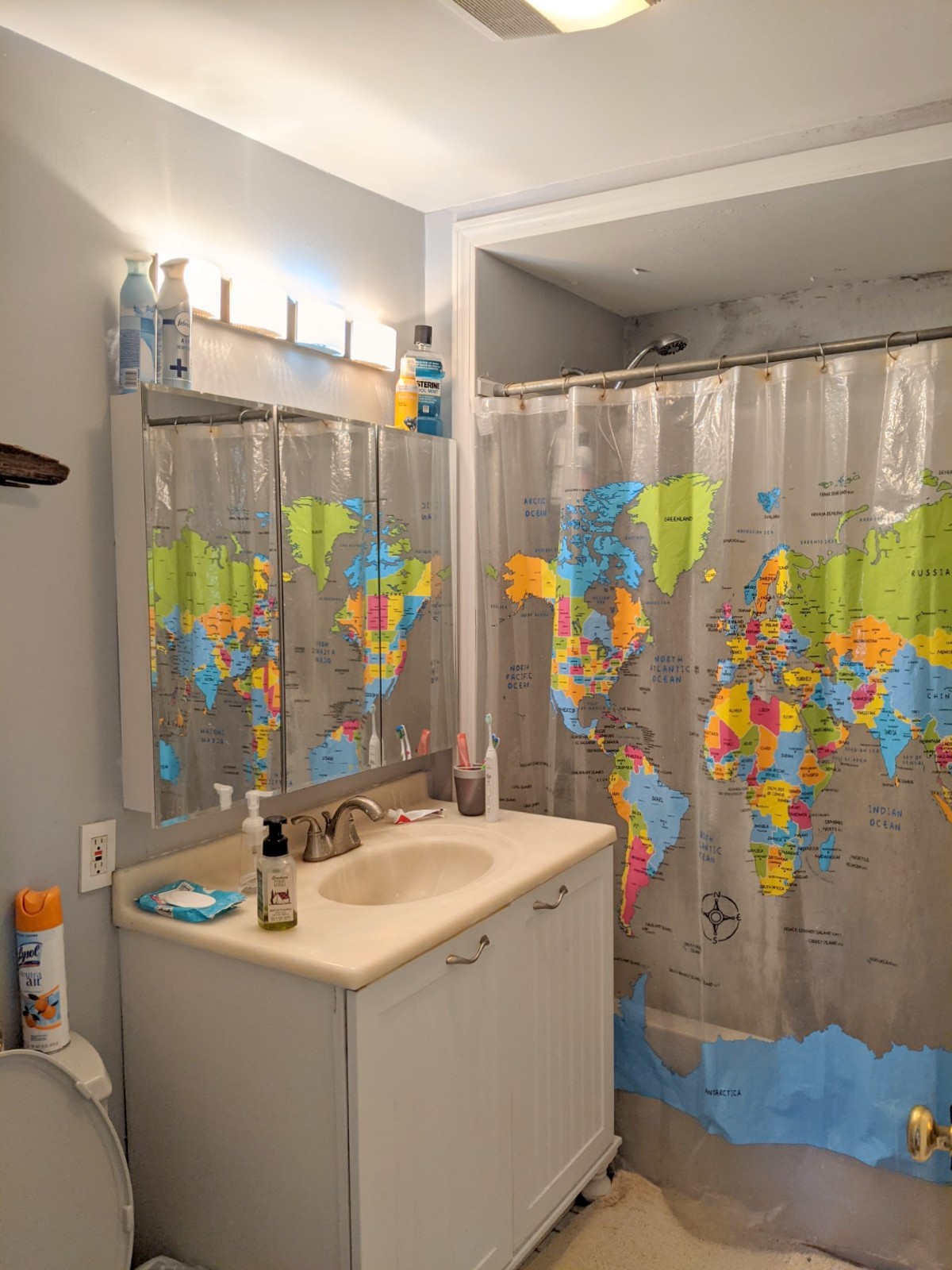 3 bed, 1 bath apartment for rent at 41 Belknap St Unit 1, Teele Square — photo 11 of 17