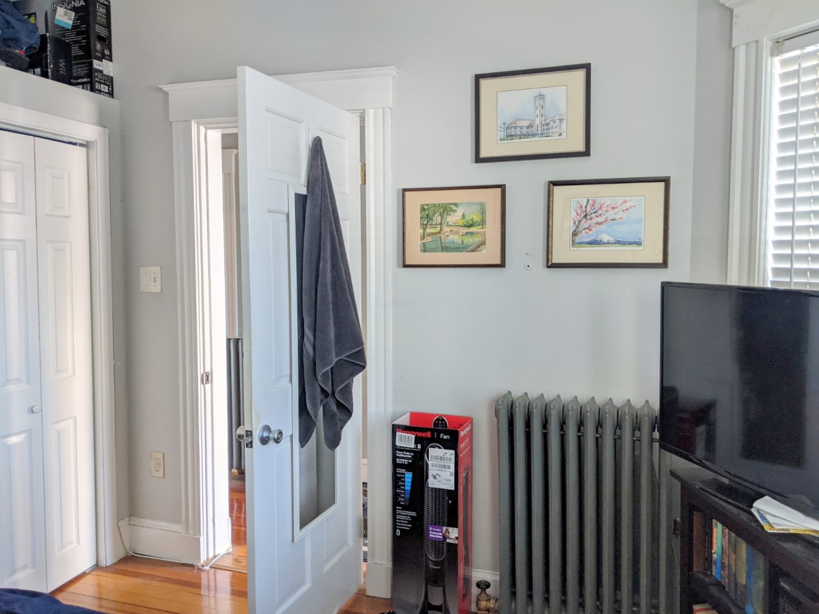 3 bed, 1 bath apartment for rent at 41 Belknap St Unit 1, Teele Square — photo 15 of 17