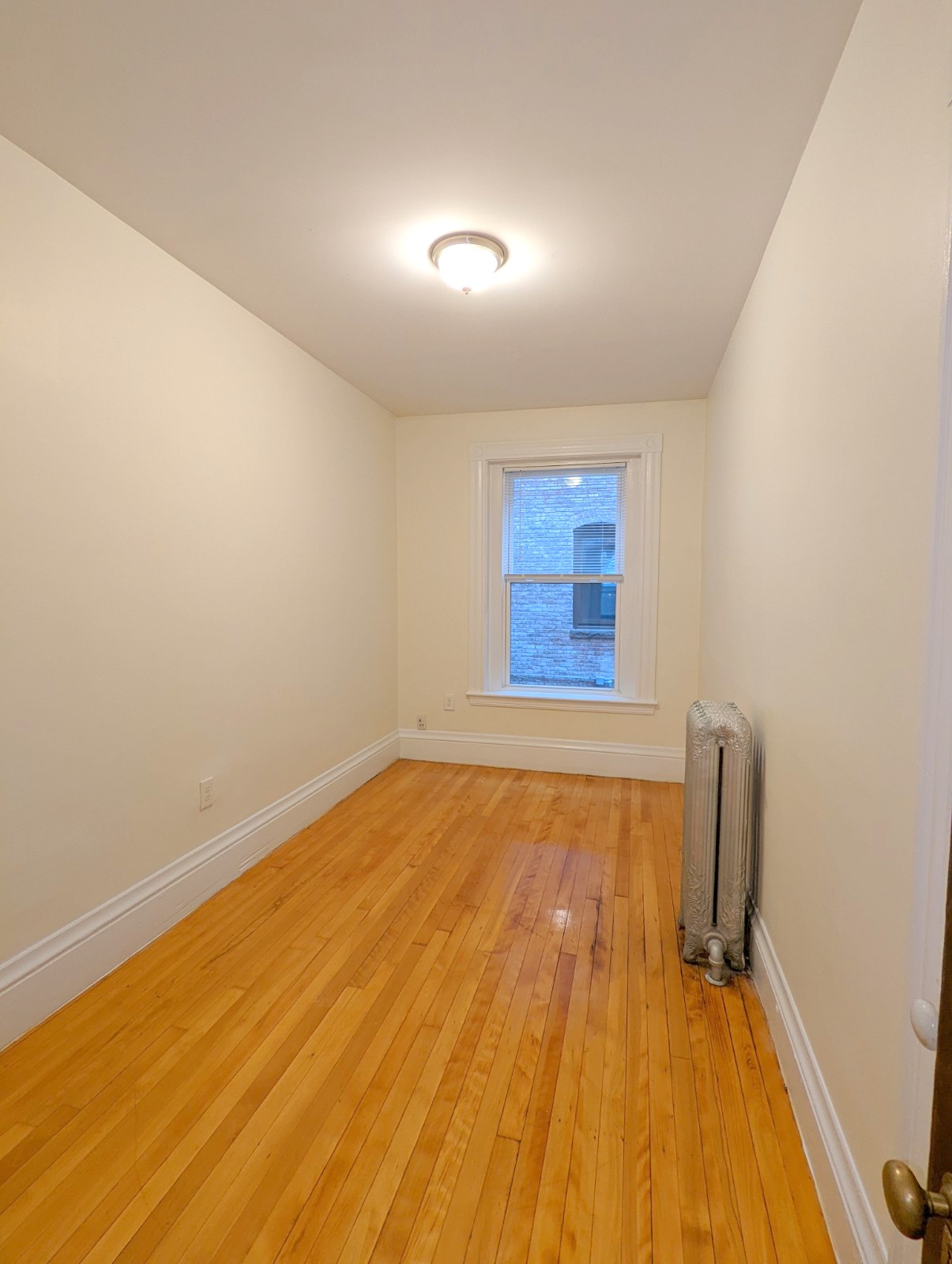 2.5 bed, 1 bath apartment for rent at 64 Vinal Ave Unit 2, Union Square — photo 10 of 17