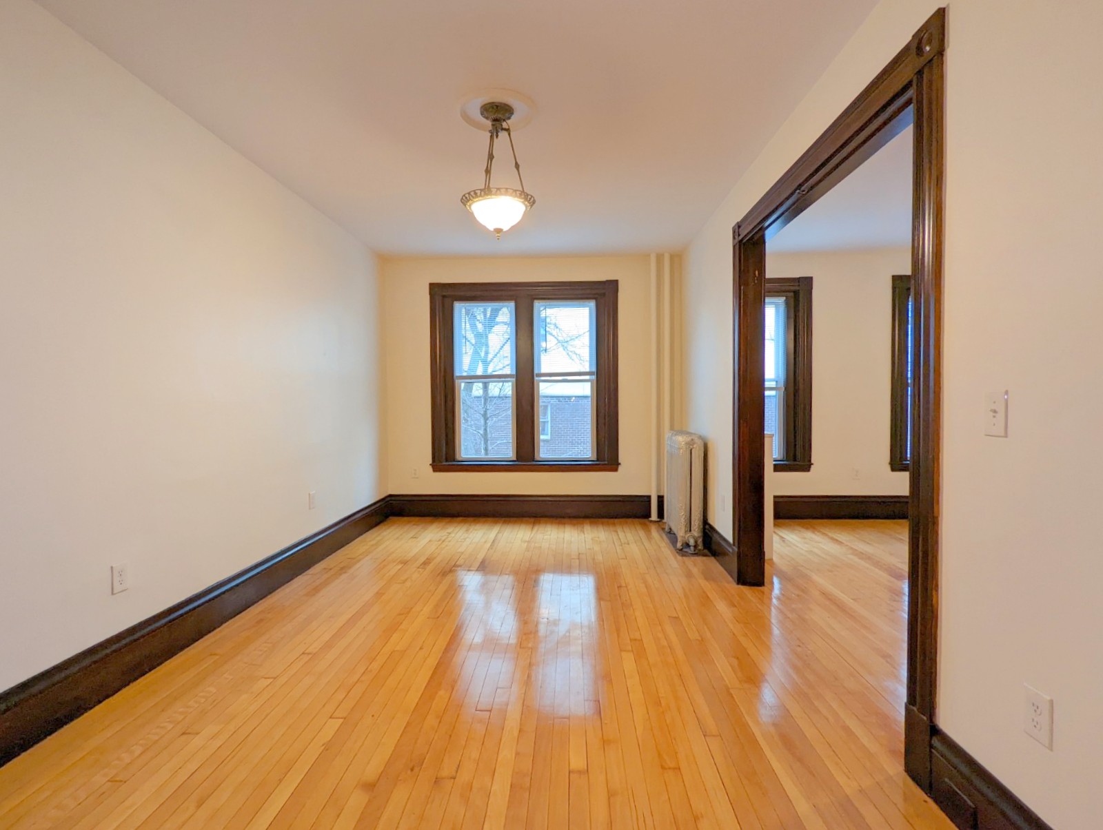 2.5 bed, 1 bath apartment for rent at 64 Vinal Ave Unit 2, Union Square — photo 4 of 17