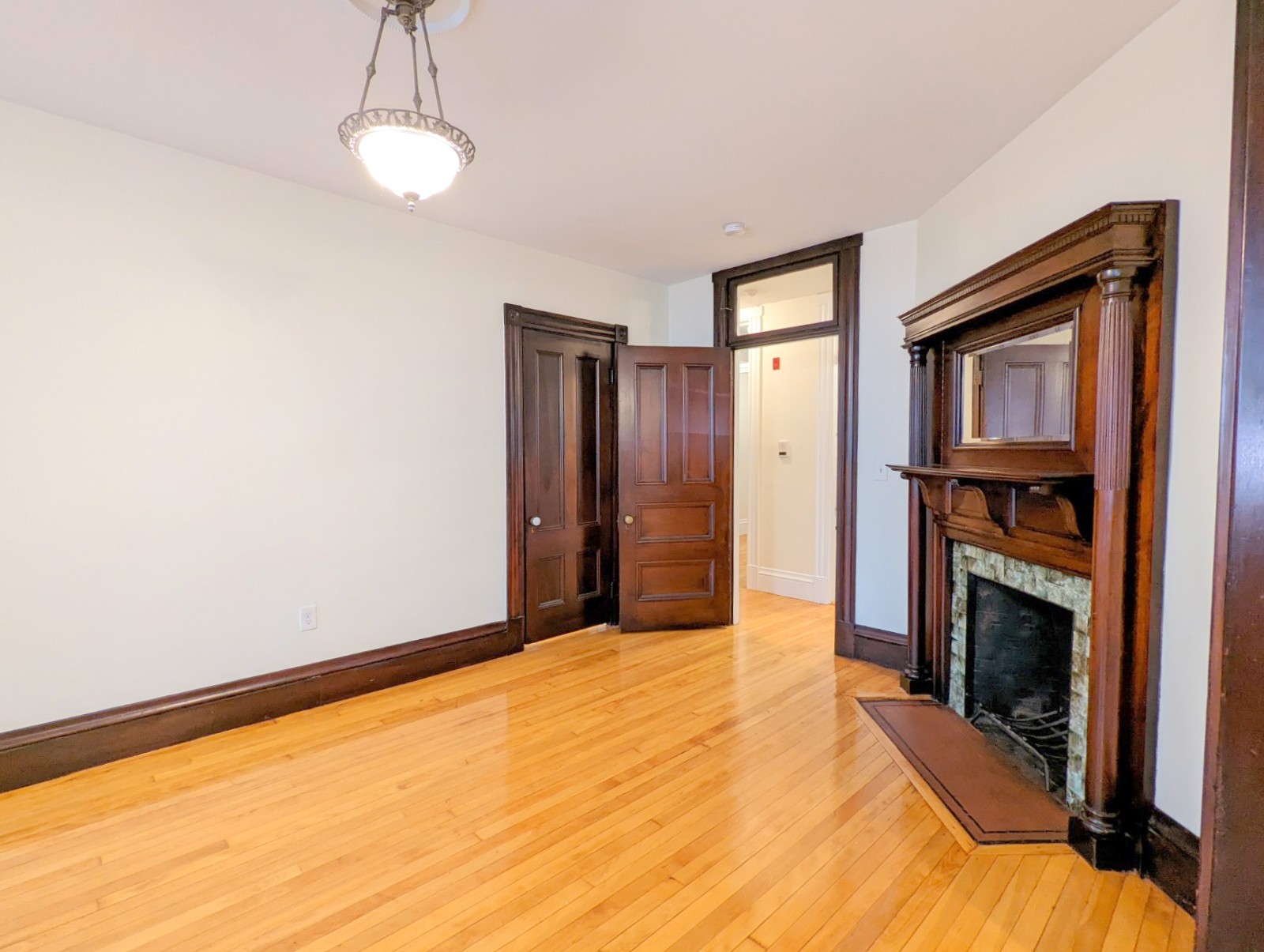 2.5 bed, 1 bath apartment for rent at 64 Vinal Ave Unit 2, Union Square — photo 7 of 17
