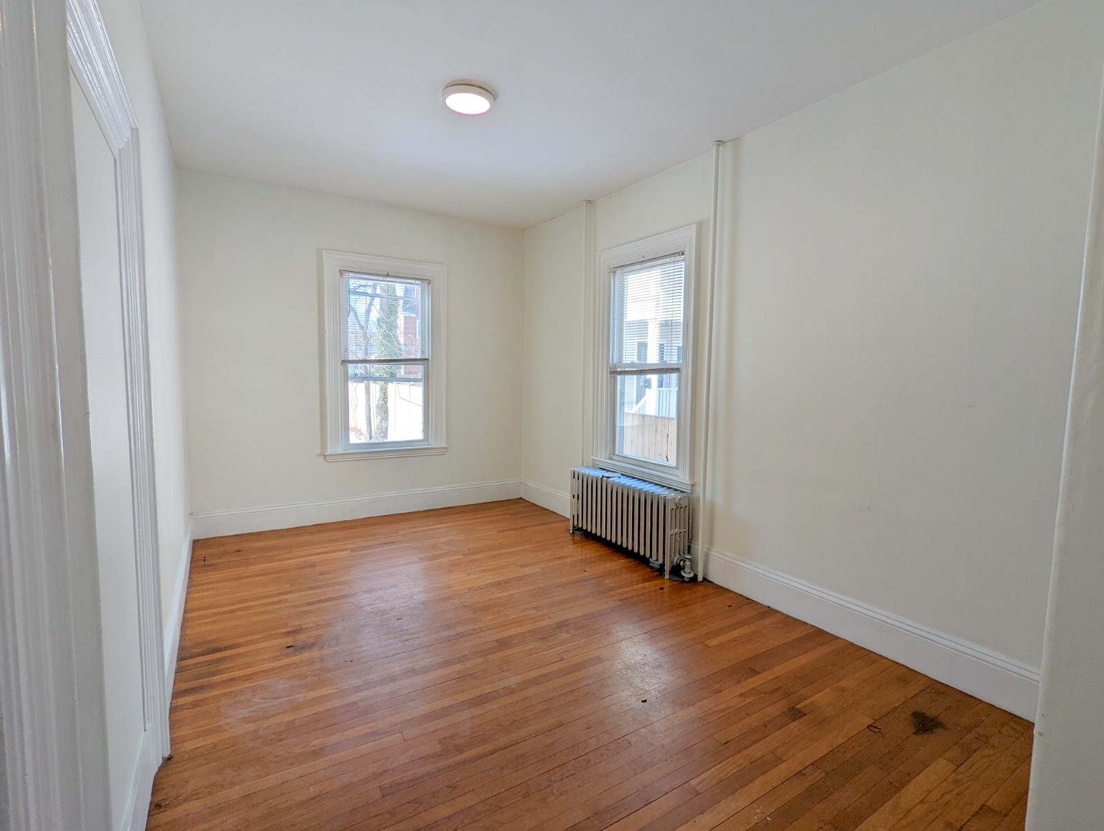 3.5 bed, 1 bath apartment for rent at 34 Elm St Unit 34, Porter Square — photo 3 of 19