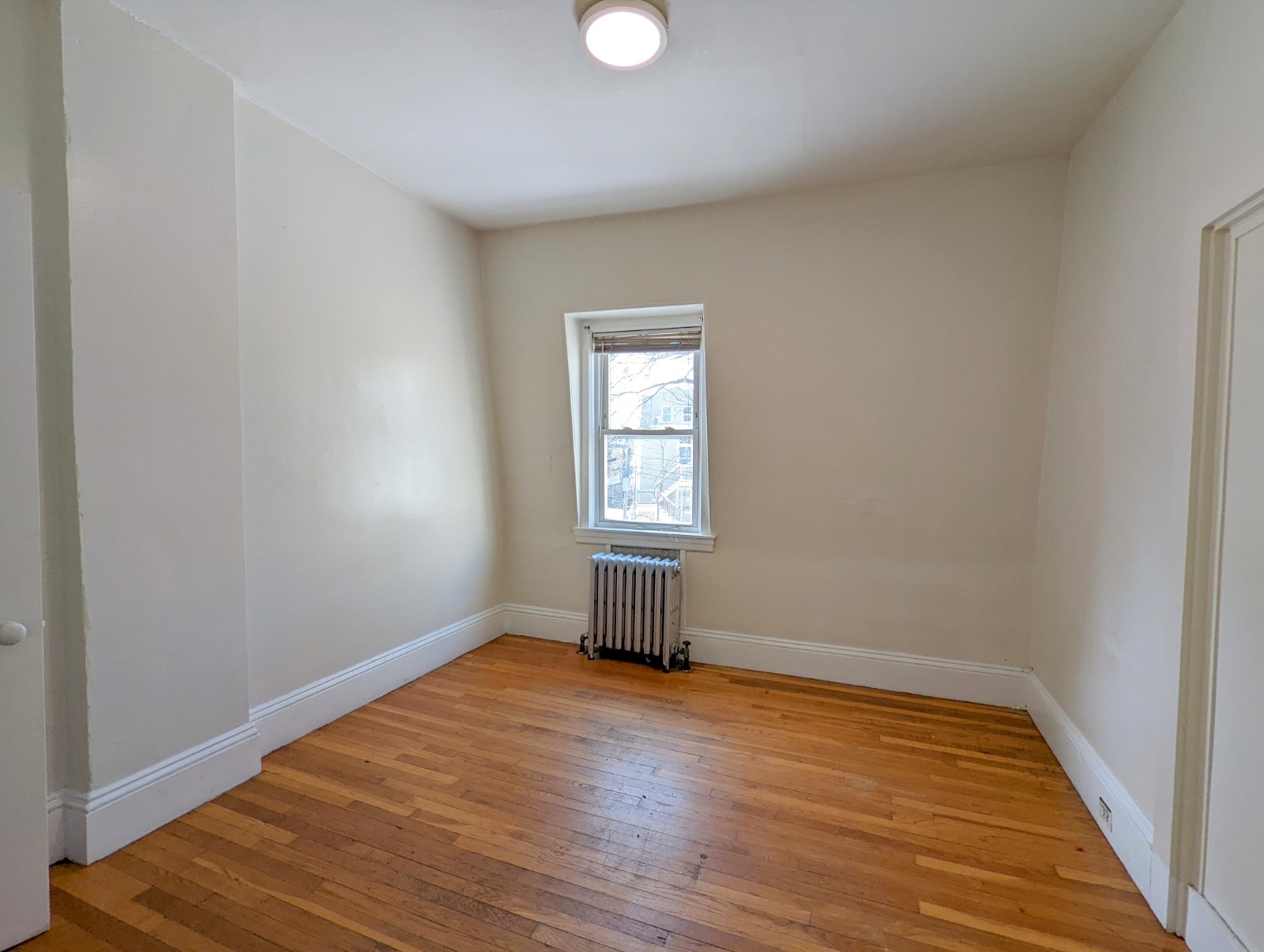 3.5 bed, 1 bath apartment for rent at 34 Elm St Unit 34, Porter Square — photo 17 of 19