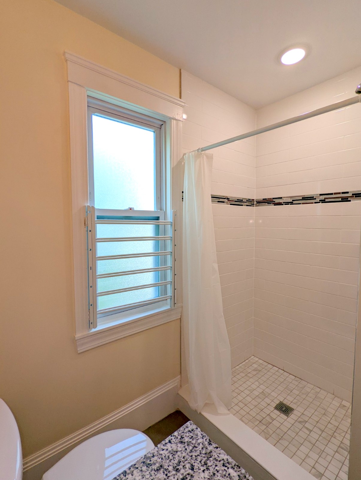 3 bed, 2 bath apartment for rent at 8 Lowell Cir Unit 2, Spring Hill — photo 18 of 28
