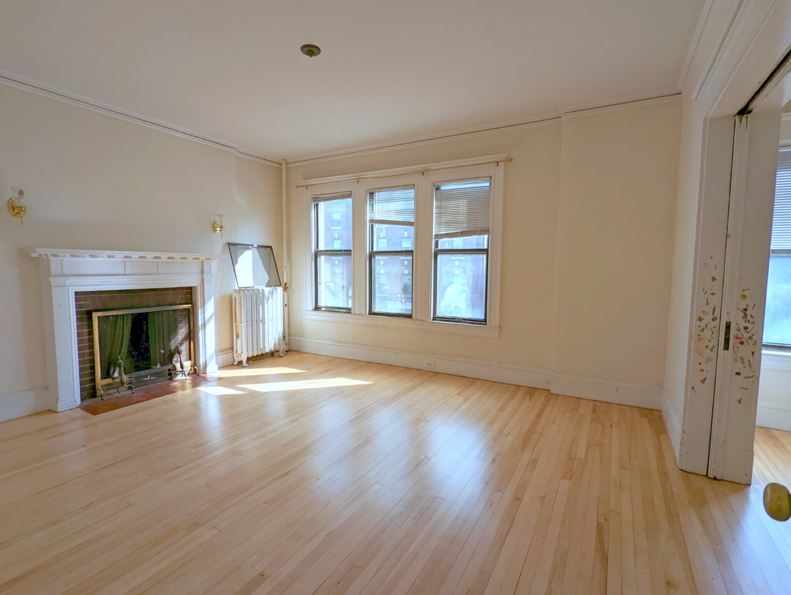 2.5 bed, 1 bath apartment for rent at 84 Prescott St Unit 42, Harvard Square — photo 2 of 16