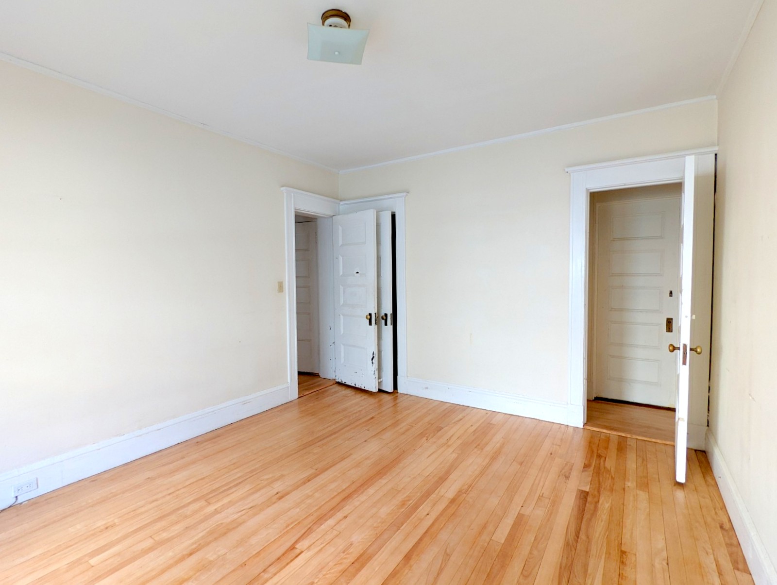 2.5 bed, 1 bath apartment for rent at 84 Prescott St Unit 42, Harvard Square — photo 13 of 16