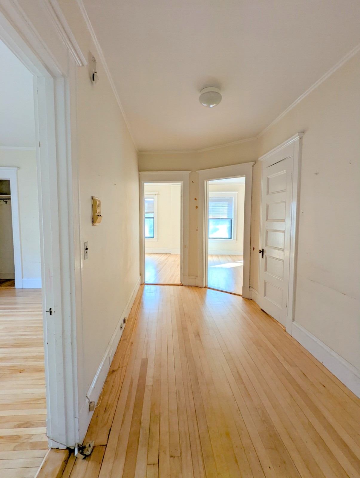 2.5 bed, 1 bath apartment for rent at 84 Prescott St Unit 42, Harvard Square — photo 15 of 16