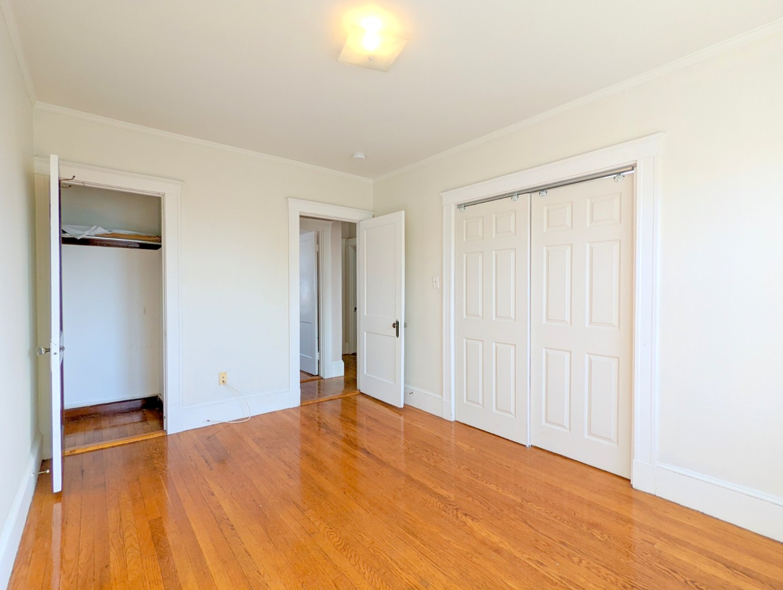 1.5 bed, 1 bath apartment for rent at 155 Summer St Unit 16, Spring Hill — photo 4 of 12