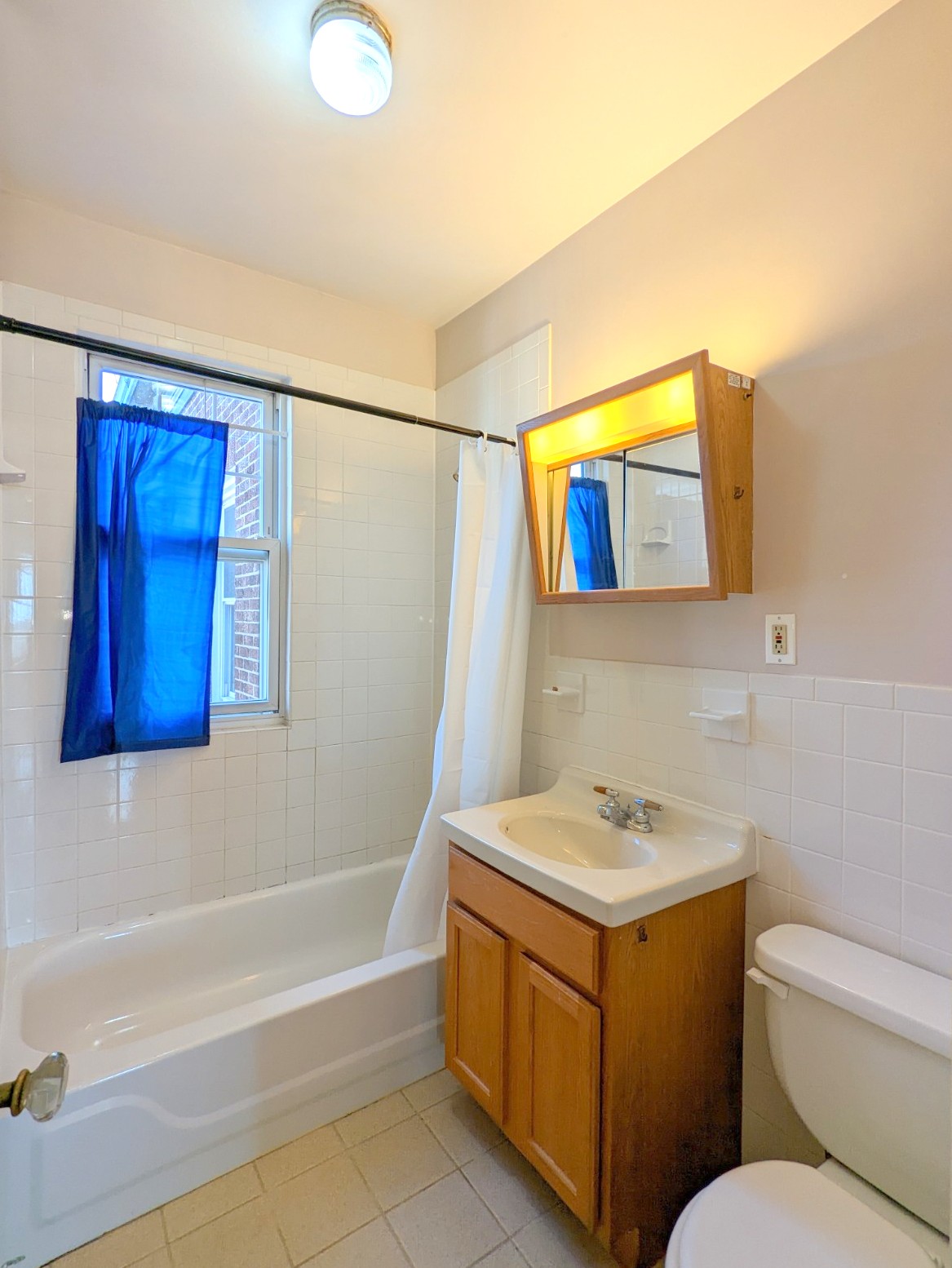 1.5 bed, 1 bath apartment for rent at 155 Summer St Unit 16, Spring Hill — photo 7 of 12