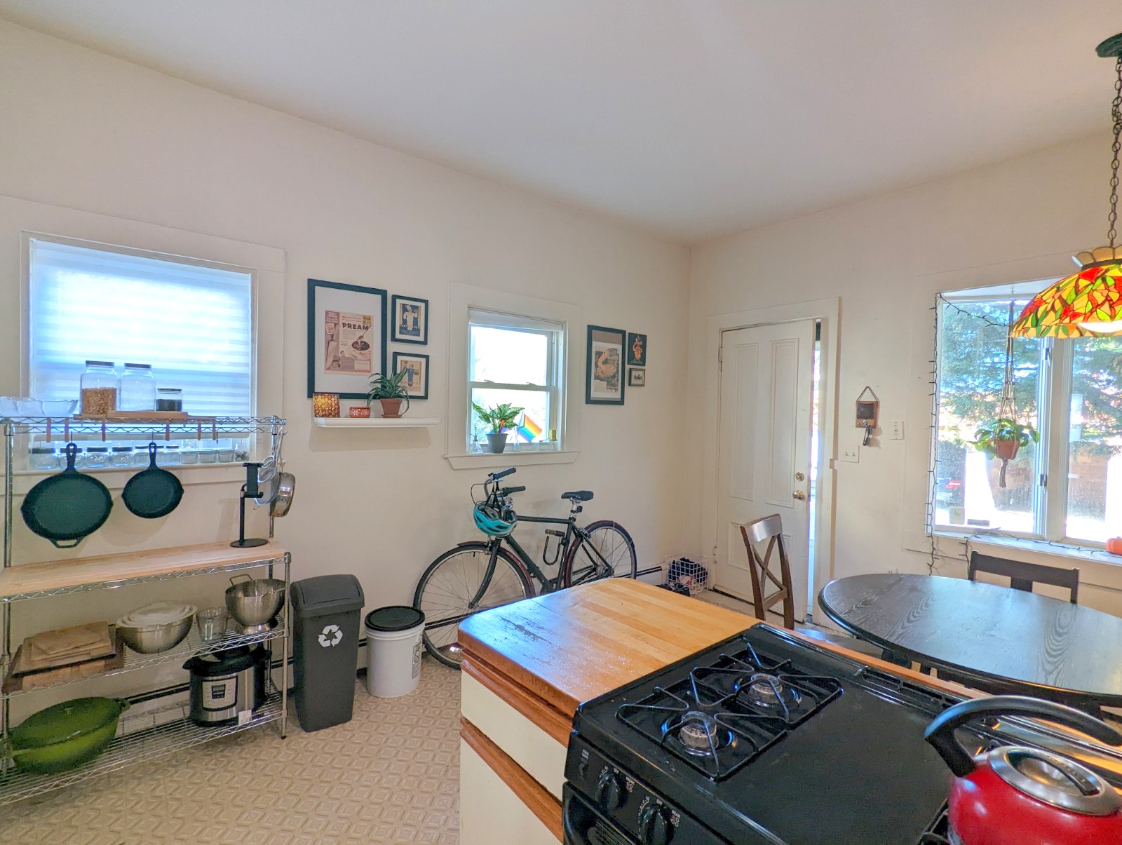 17 Howe St, Winter Hill