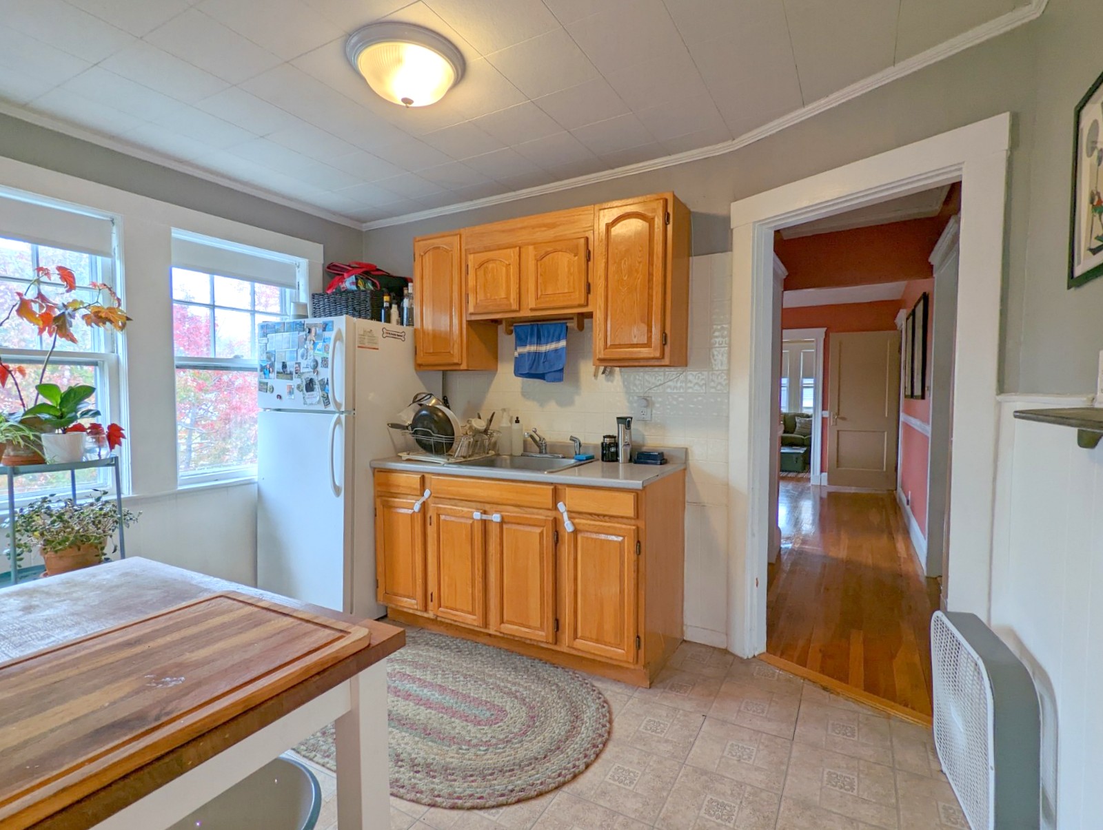 2.5 bed, 1 bath apartment for rent at 74 Cotting St Unit 2, Medford