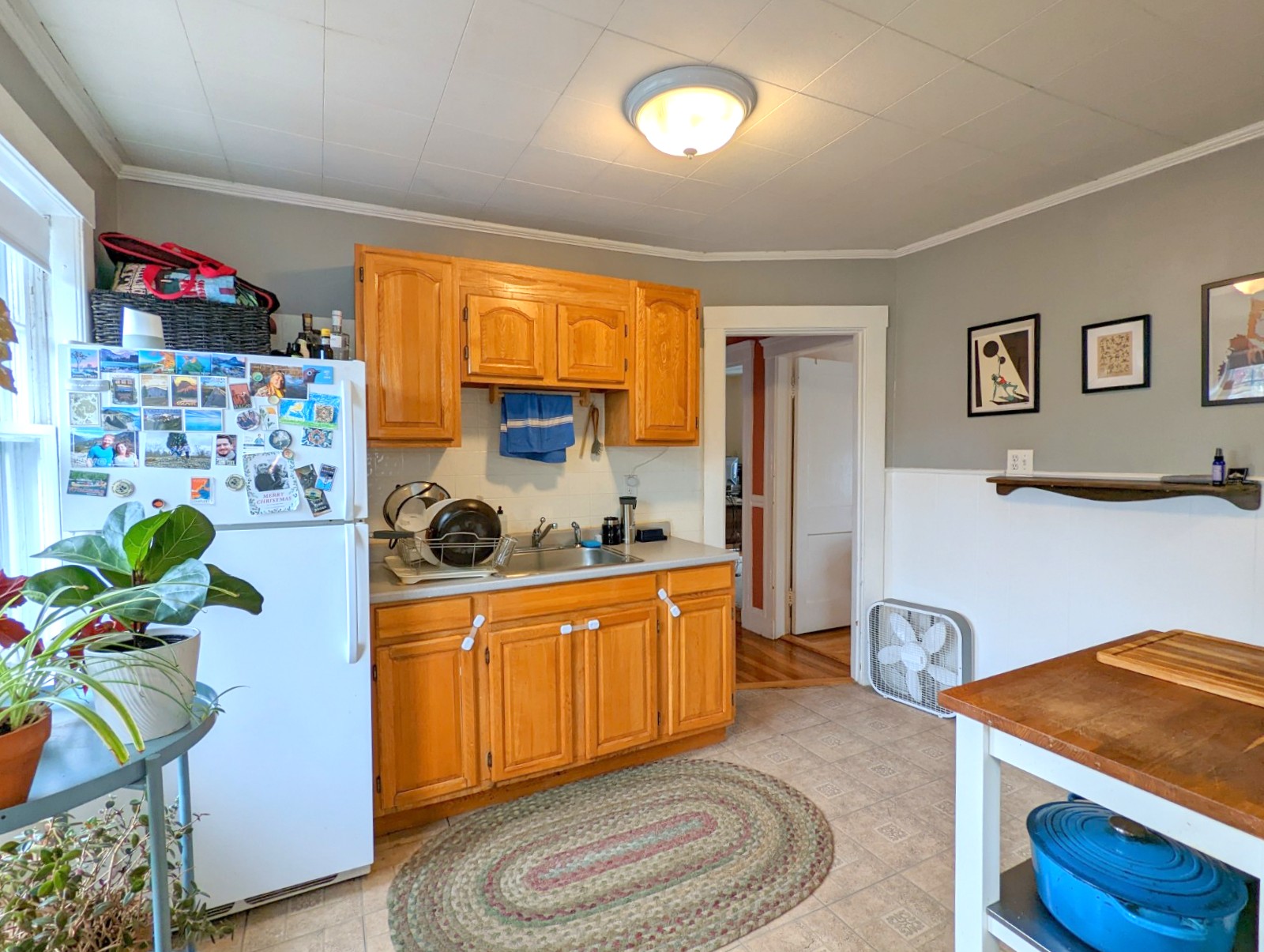 2.5 bed, 1 bath apartment for rent at 74 Cotting St Unit 2, Medford — photo 4 of 13
