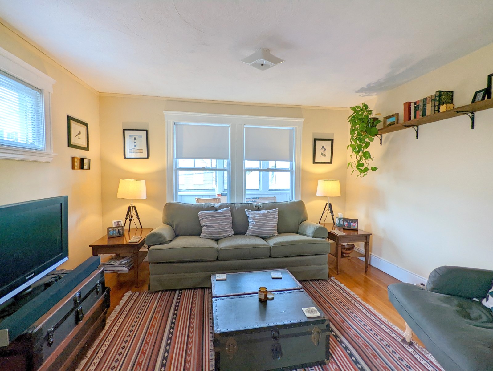 2.5 bed, 1 bath apartment for rent at 74 Cotting St Unit 2, Medford — photo 6 of 13