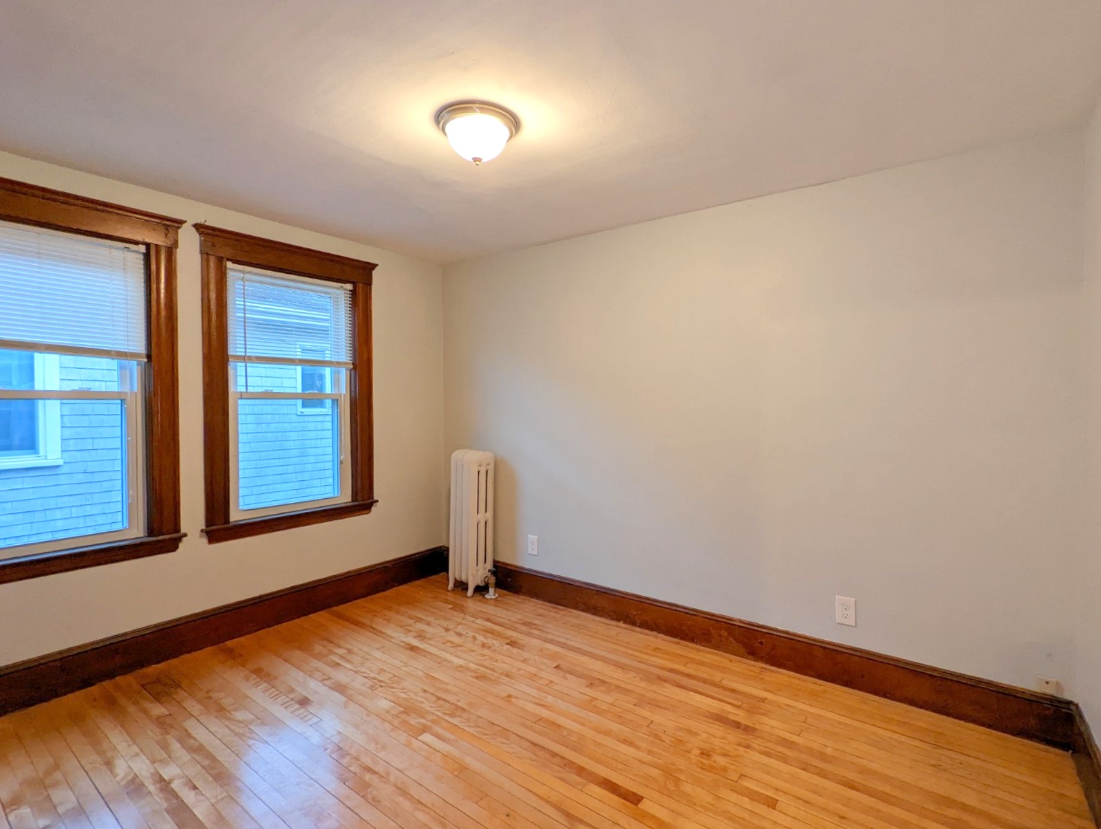 2.5 bed, 1 bath apartment for rent at 66 Thomas St Unit 66, Medford — photo 12 of 19