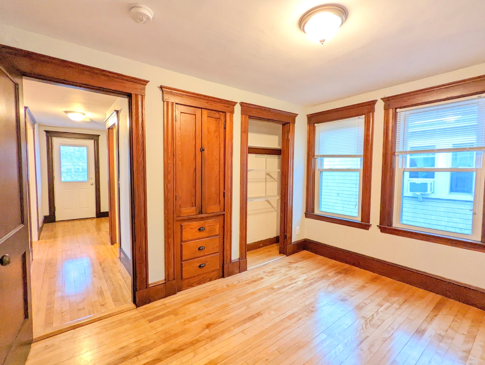 2.5 bed, 1 bath apartment for rent at 66 Thomas St Unit 66, Medford — photo 13 of 19