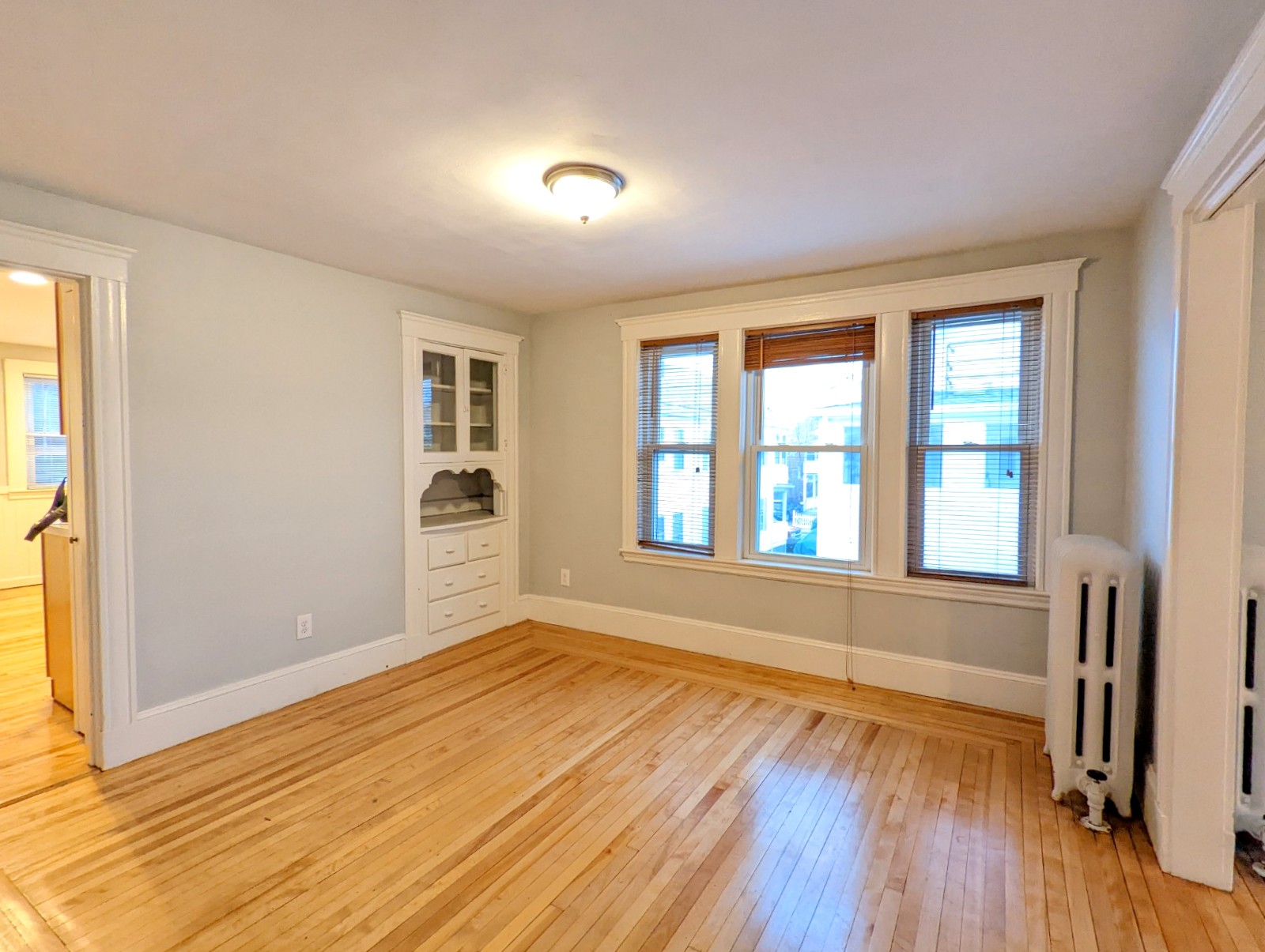2.5 bed, 1 bath apartment for rent at 66 Thomas St Unit 66, Medford — photo 3 of 19