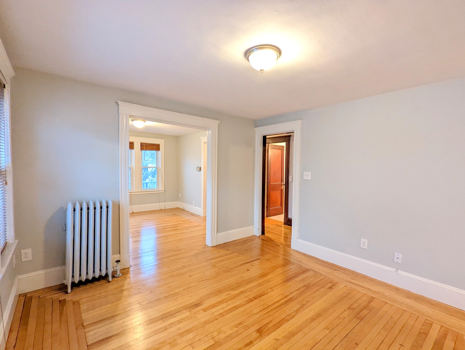 2.5 bed, 1 bath apartment for rent at 66 Thomas St Unit 66, Medford — photo 4 of 19