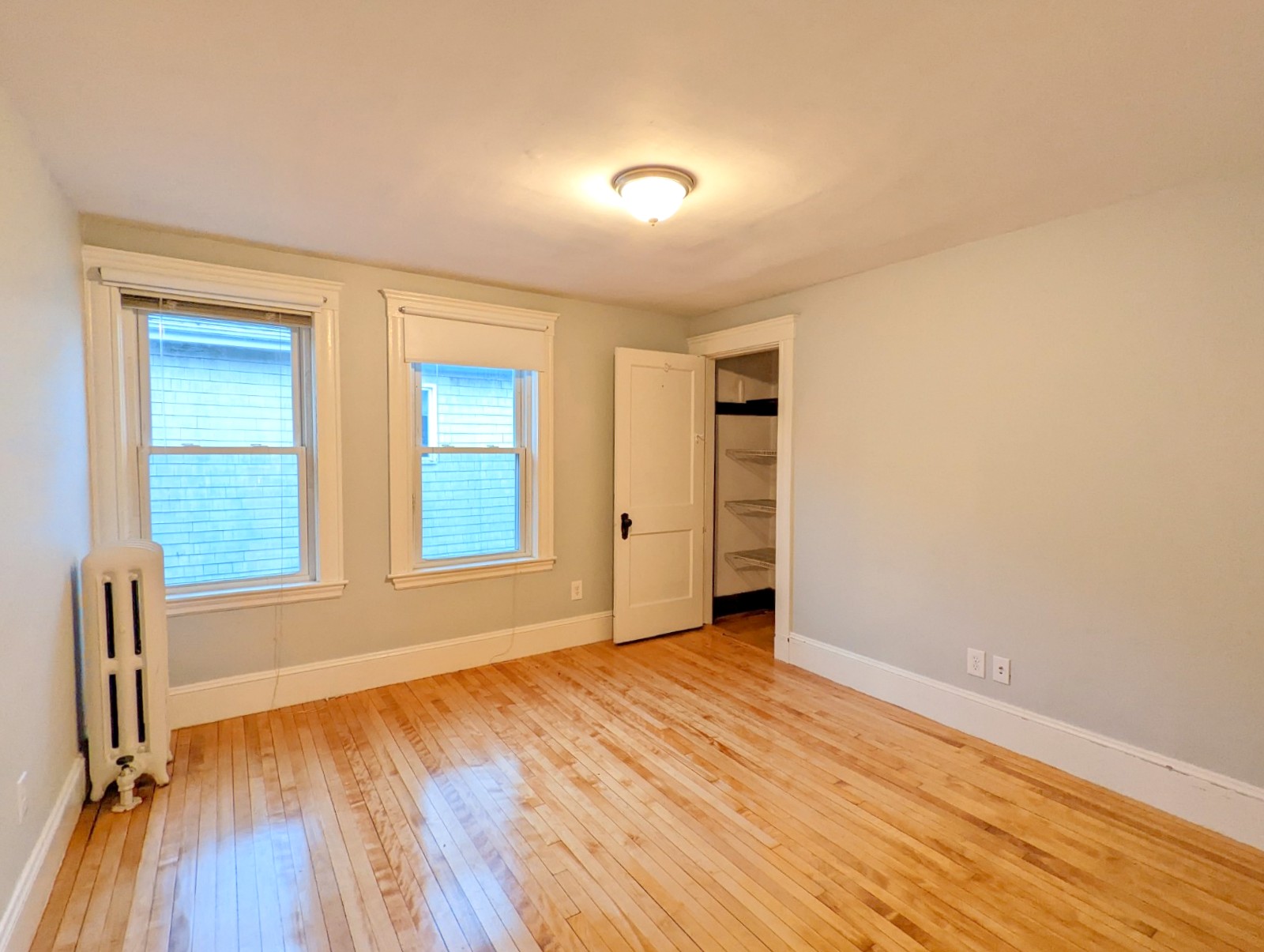 2.5 bed, 1 bath apartment for rent at 66 Thomas St Unit 66, Medford — photo 14 of 19