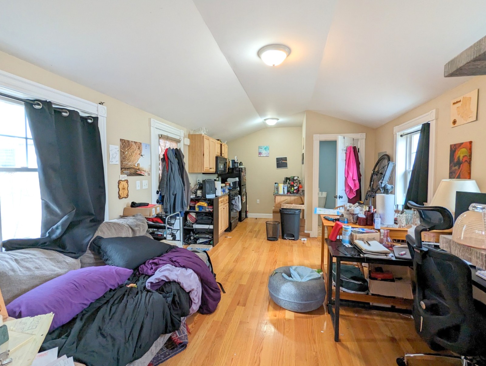 1 bed, 1 bath apartment for rent at 20 Bellevue St Unit A, Medford — photo 12 of 13