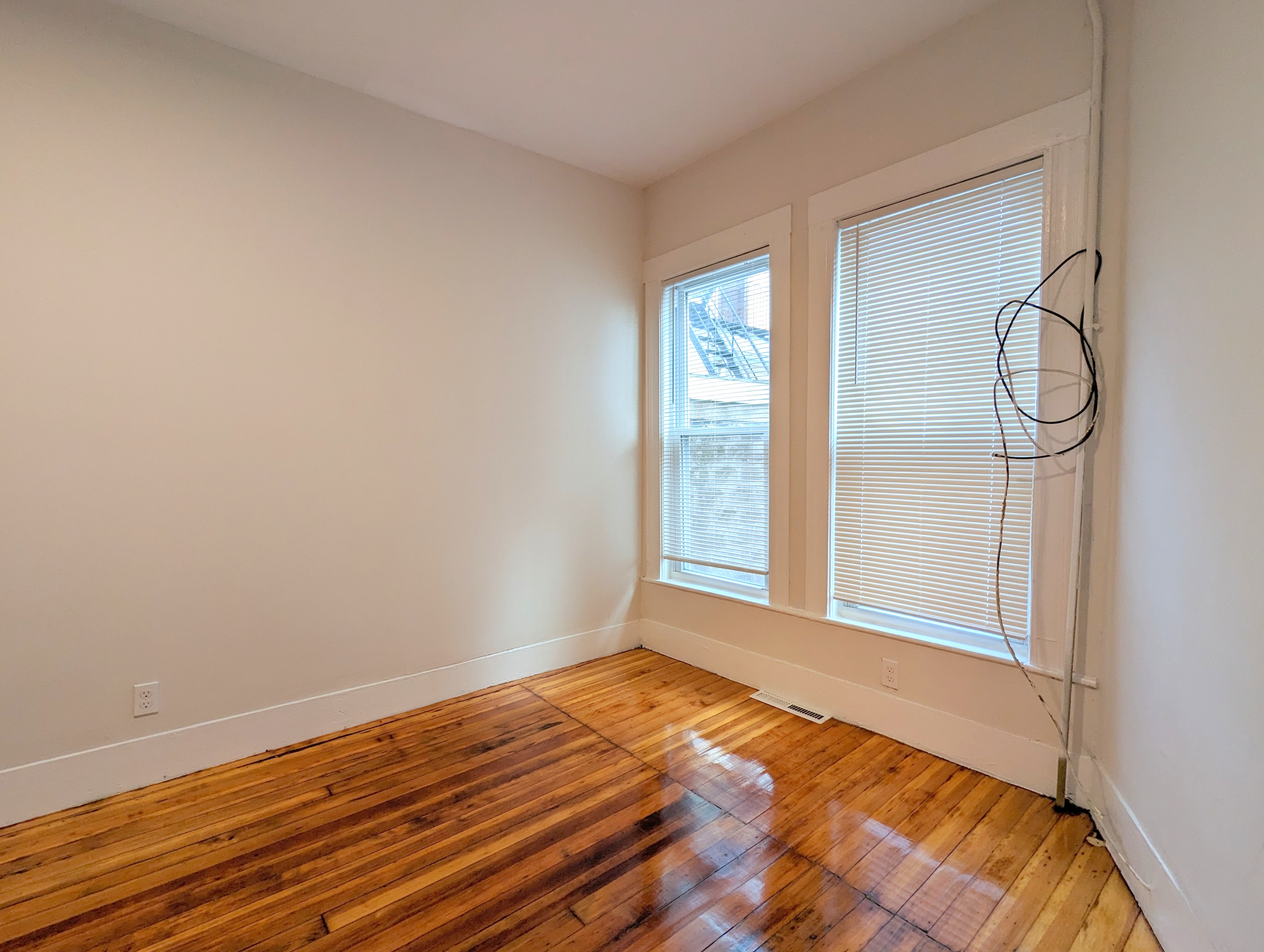 2 bed, 1 bath apartment for rent at 16 Warren Ave Unit 2R, Union Square — photo 10 of 12