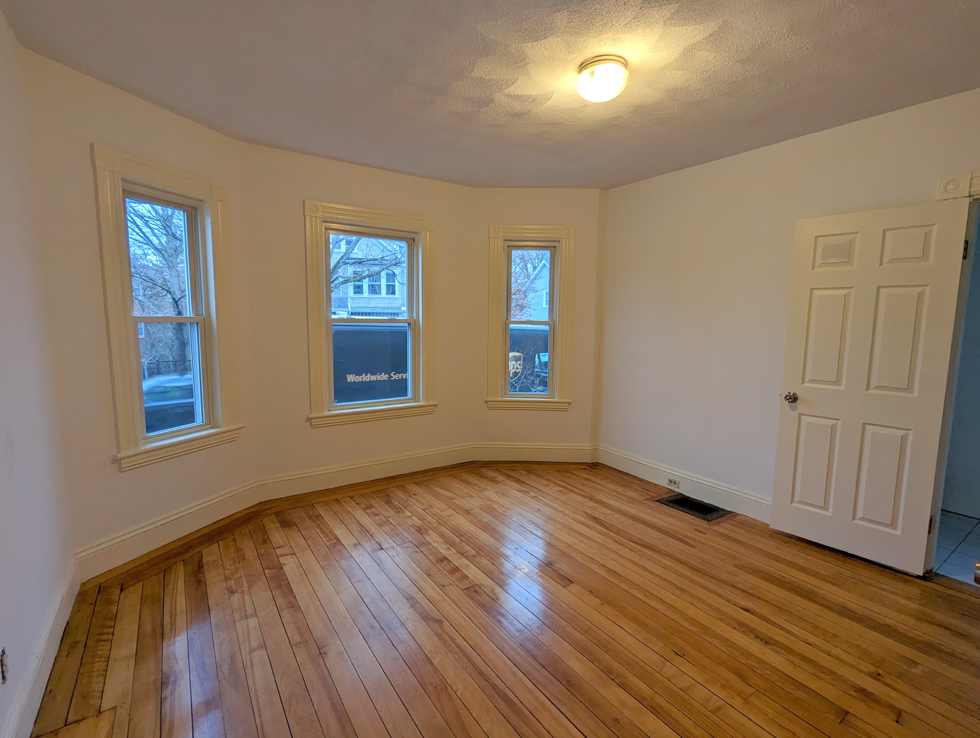 87 Marshall St, Winter Hill