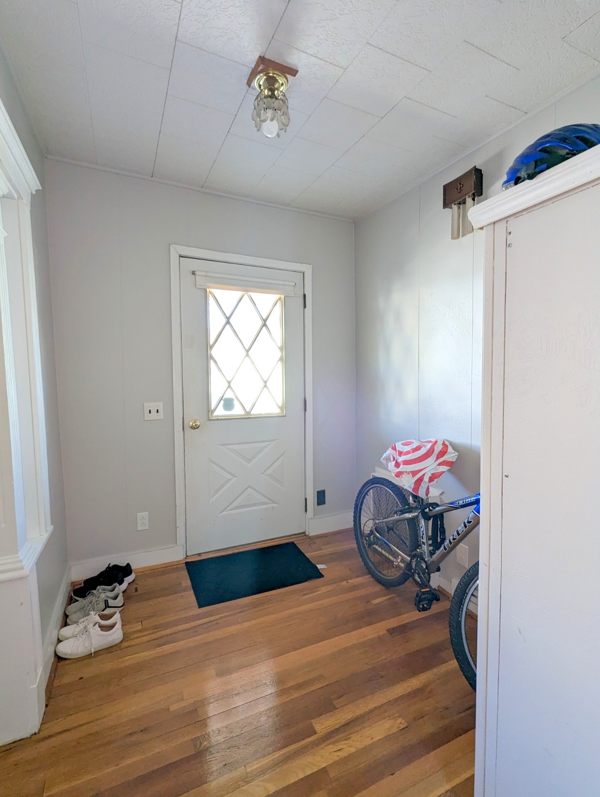 2 bed, 1 bath apartment for rent at 88 Frederick Ave Unit 1, Medford — photo 7 of 24