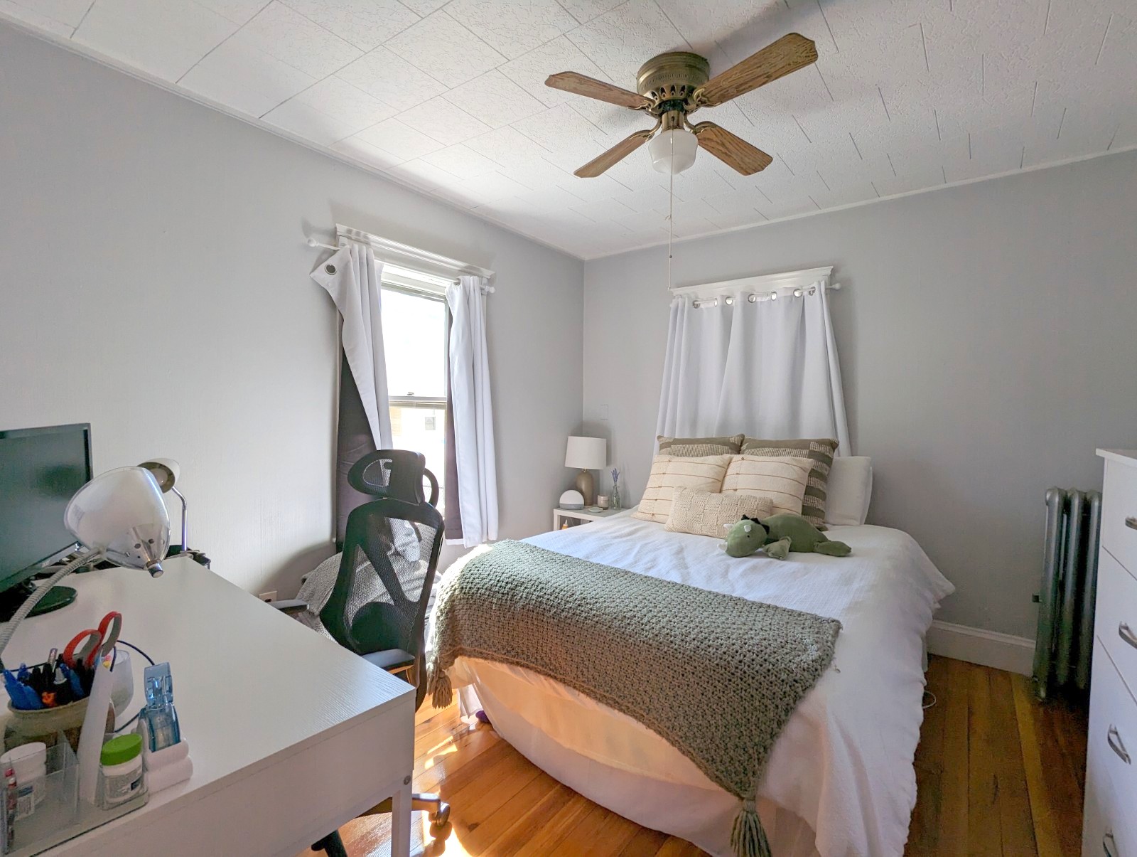 2 bed, 1 bath apartment for rent at 88 Frederick Ave Unit 1, Medford — photo 17 of 24