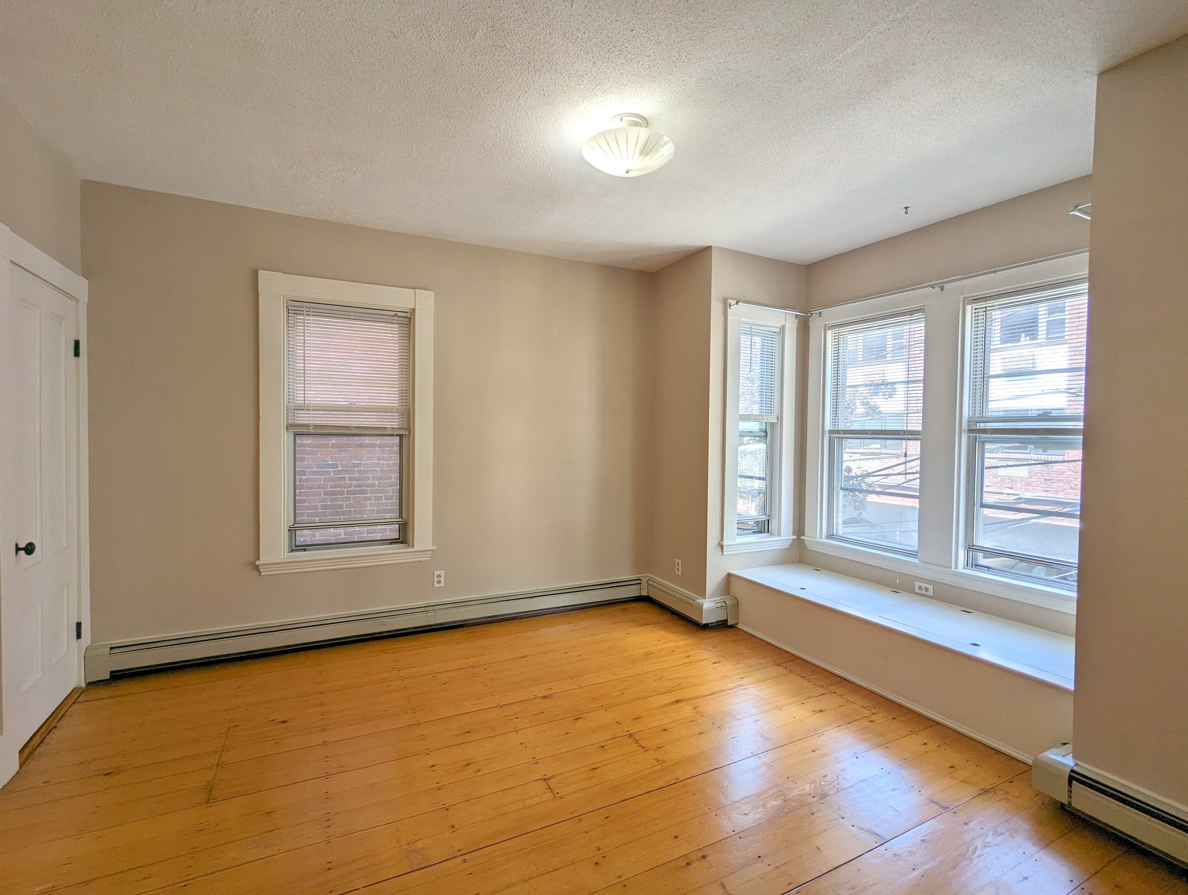 2.5 bed, 1 bath apartment for rent at 106 Concord Ave Unit 106, Inman Square — photo 11 of 17