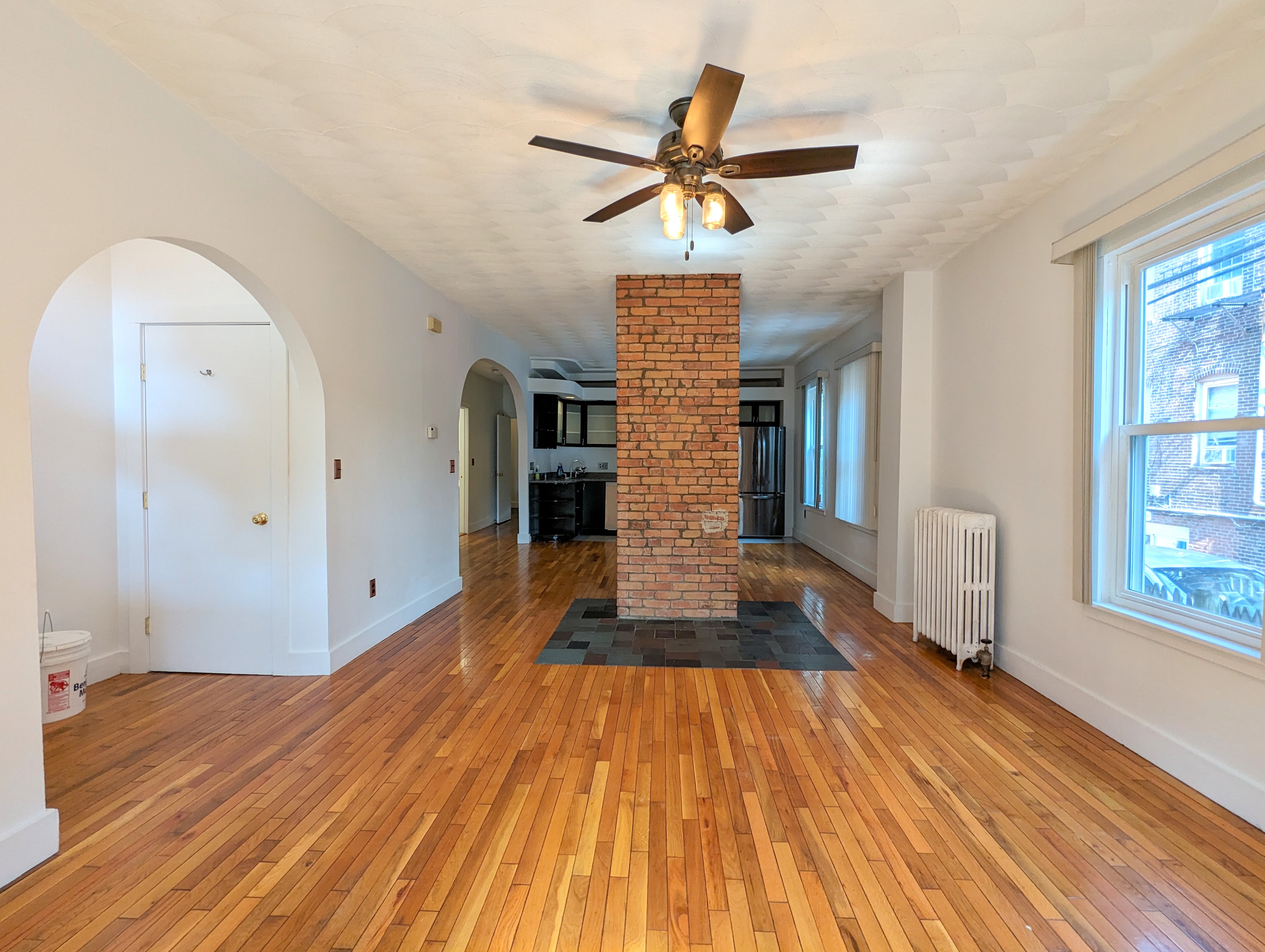 2.5 bed, 1.5 bath apartment for rent at 15 Douglass St Unit 15, Central Square — photo 9 of 17