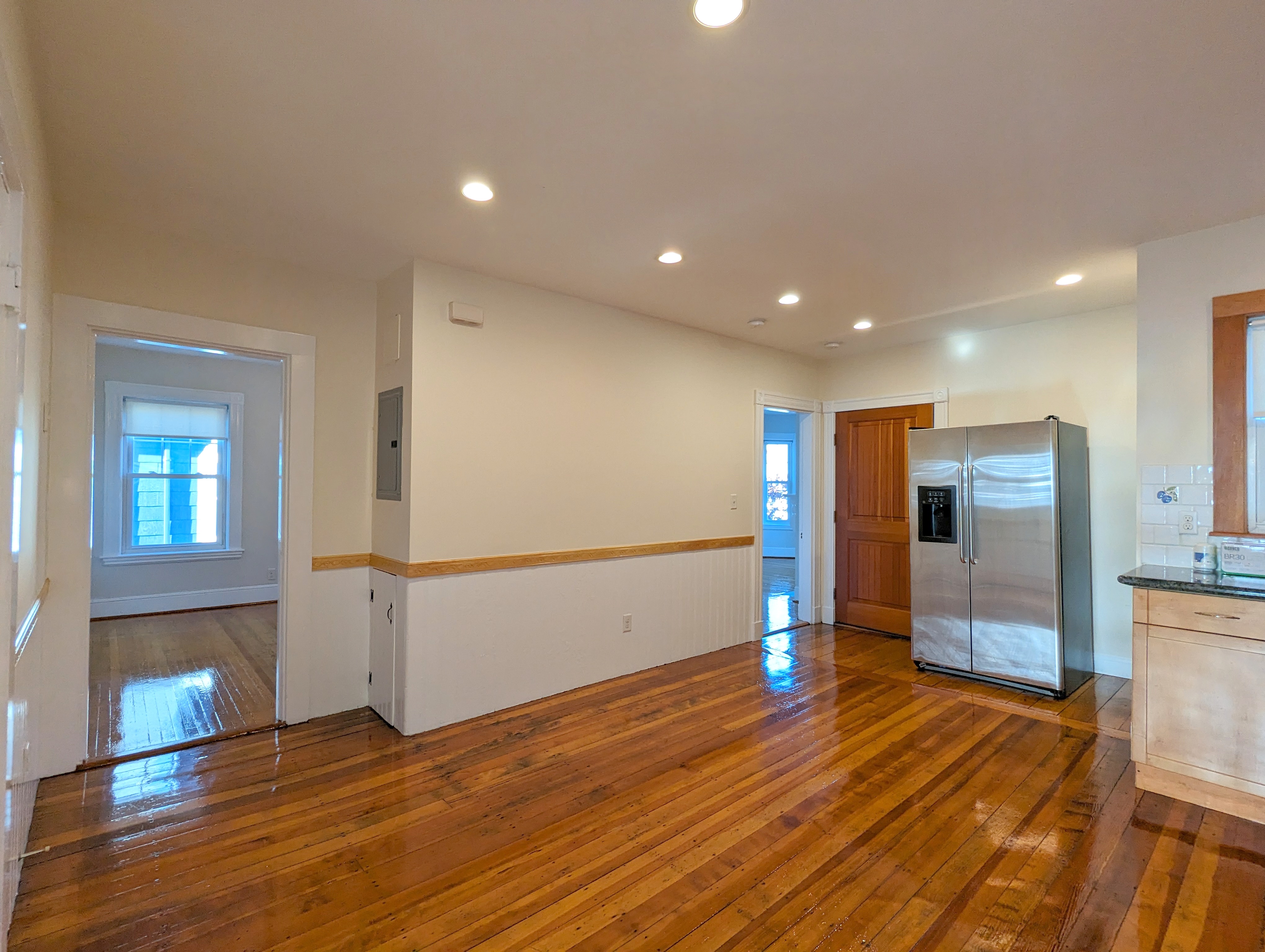 36 Orchard St, Medford