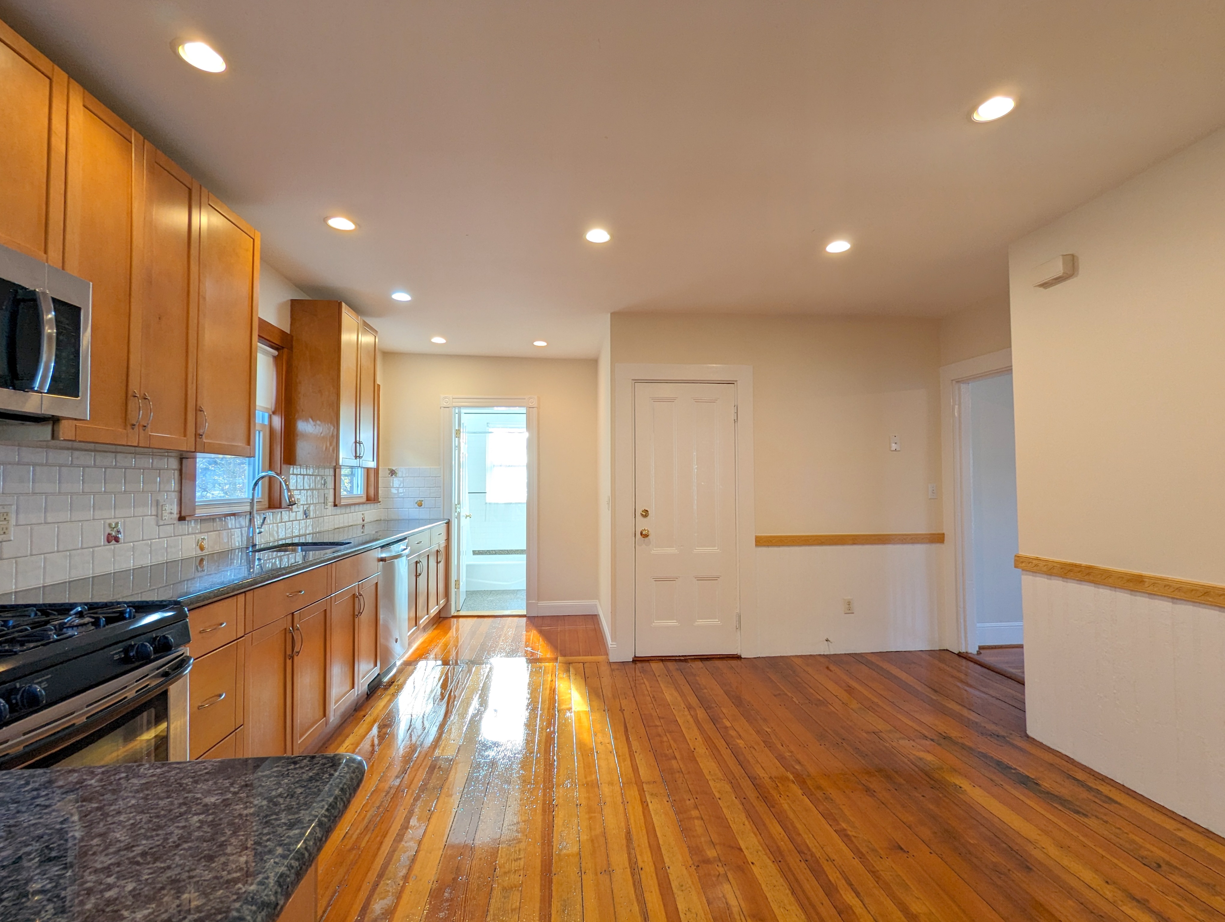 36 Orchard St, Medford