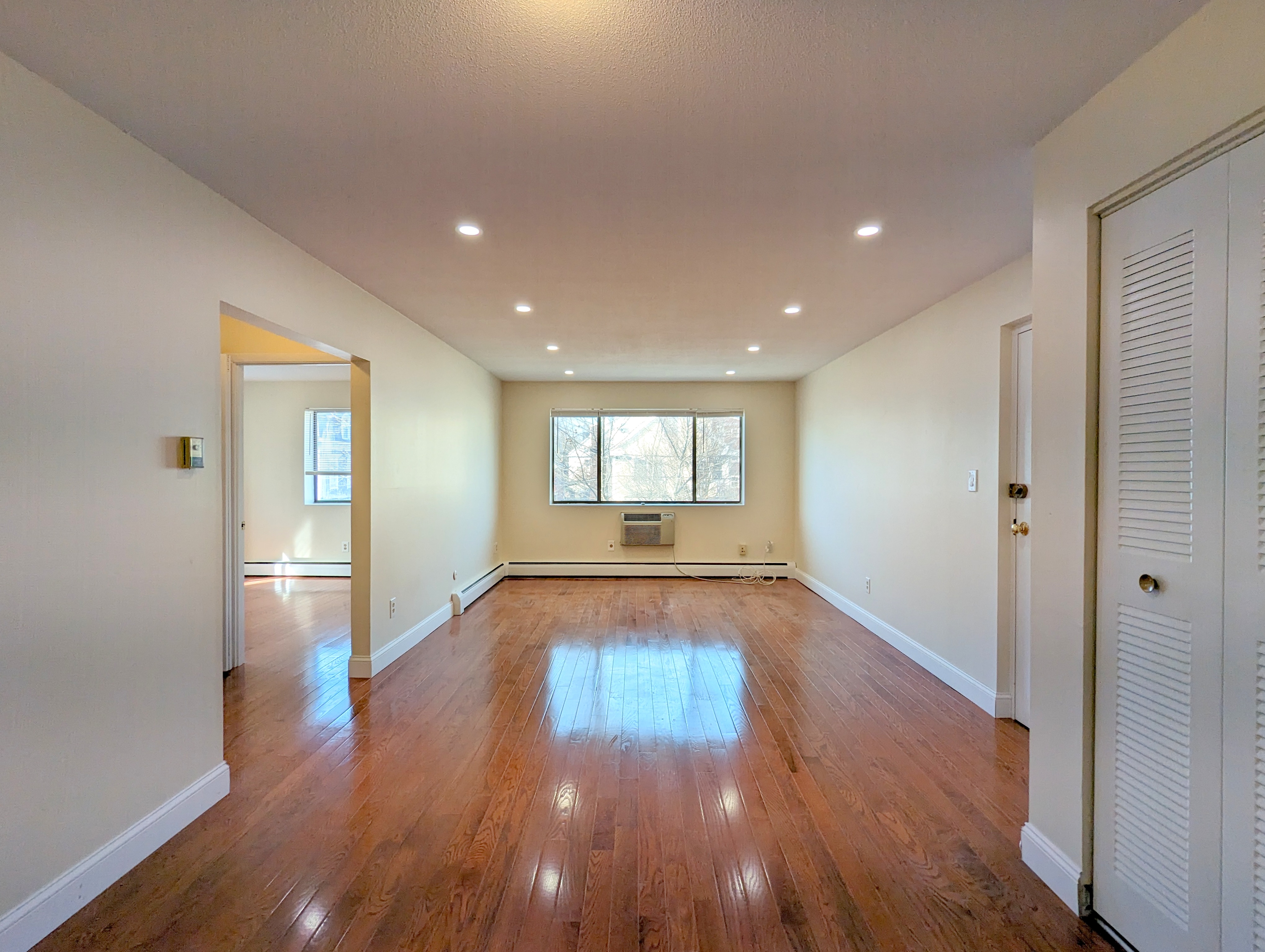 1 bed, 1 bath apartment for rent at 12 Cameron Ave Unit 9, Teele Square — photo 3 of 10
