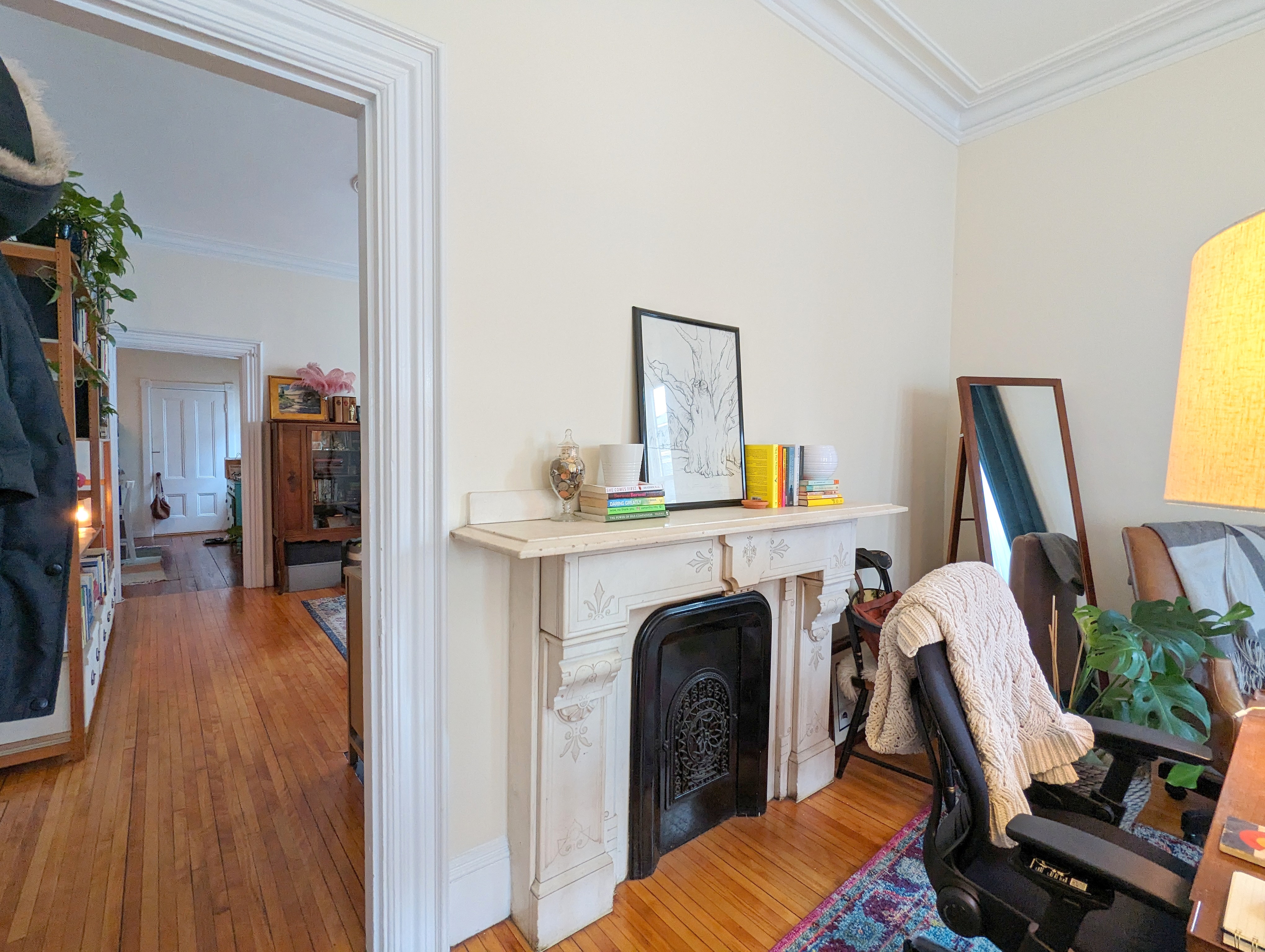 1 bed, 1 bath apartment for rent at 19 Howe St Unit 1, Winter Hill — photo 14 of 16