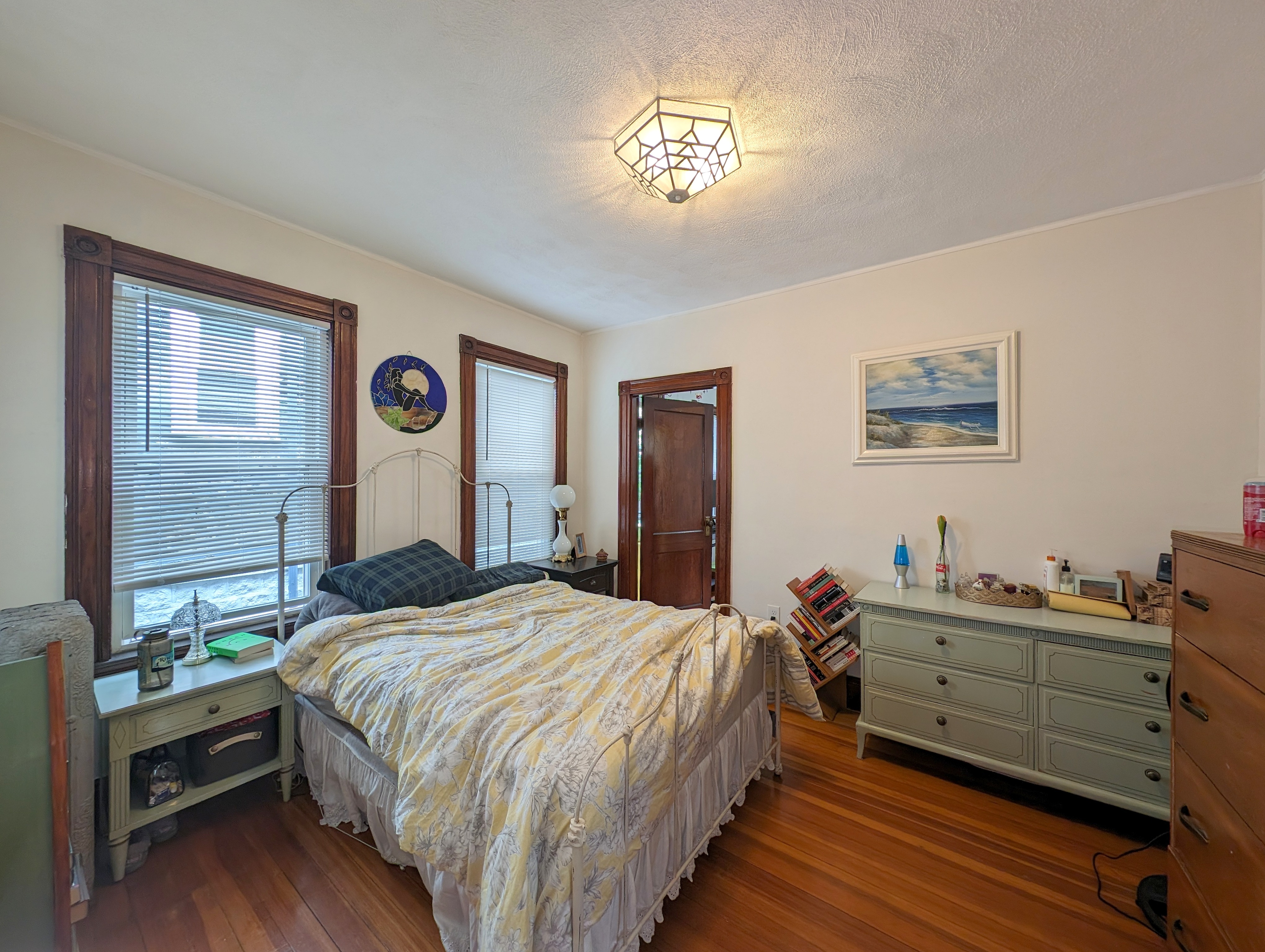 2.5 bed, 1 bath apartment for rent at 3 Russell Rd Unit 1, Teele Square — photo 15 of 20