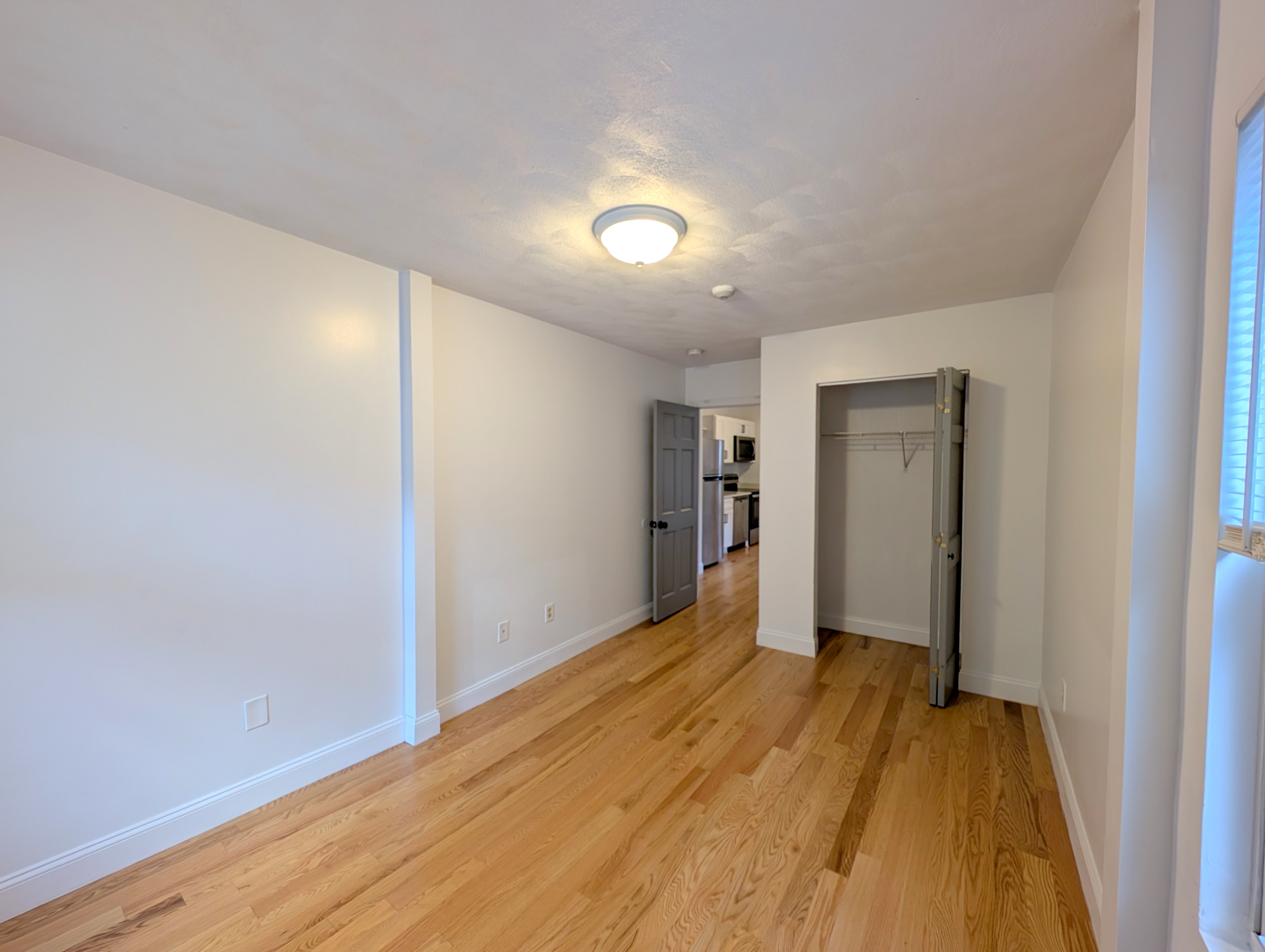 12 Winter St, Davis Square