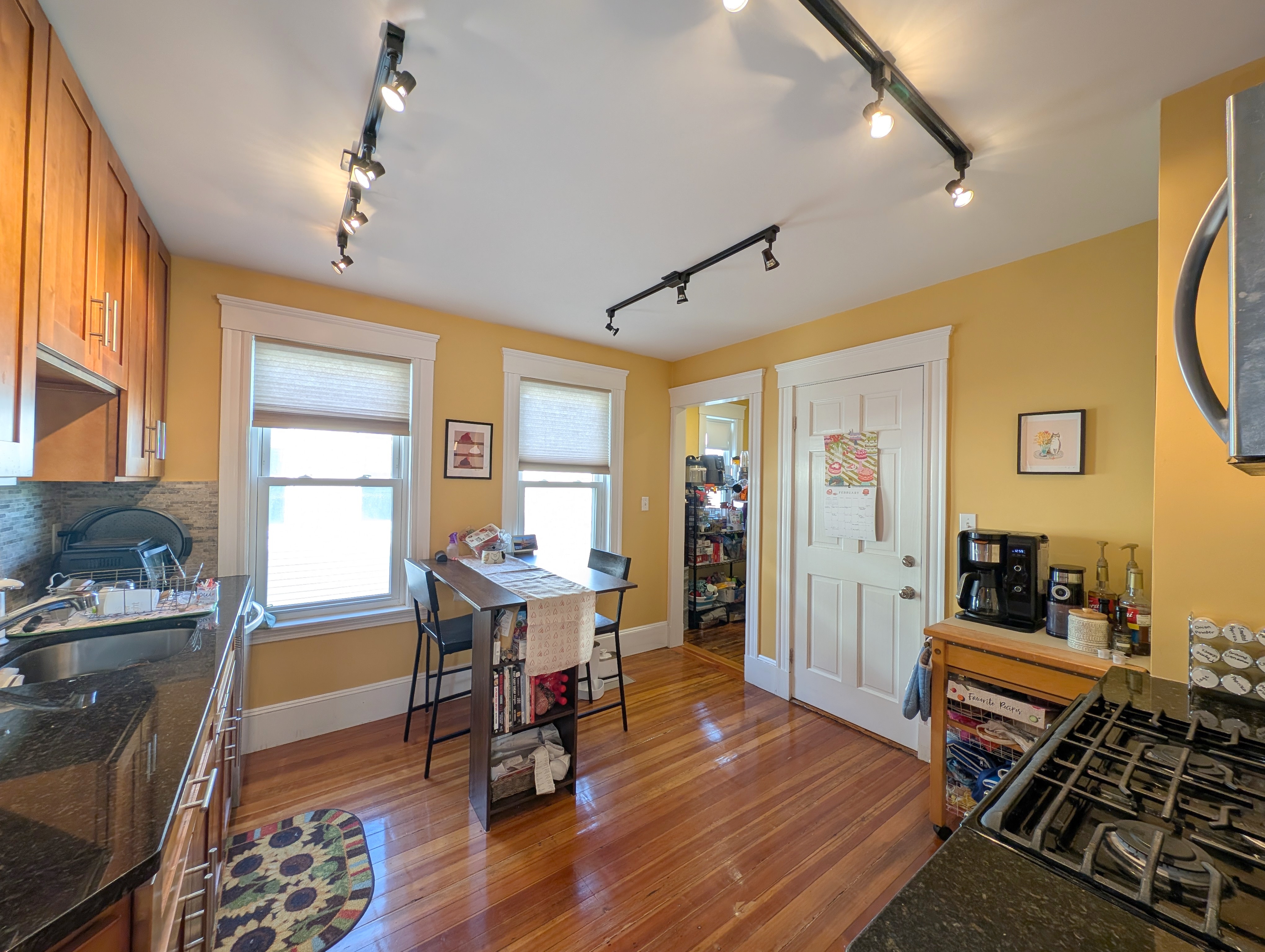 430 Main St, South Medford