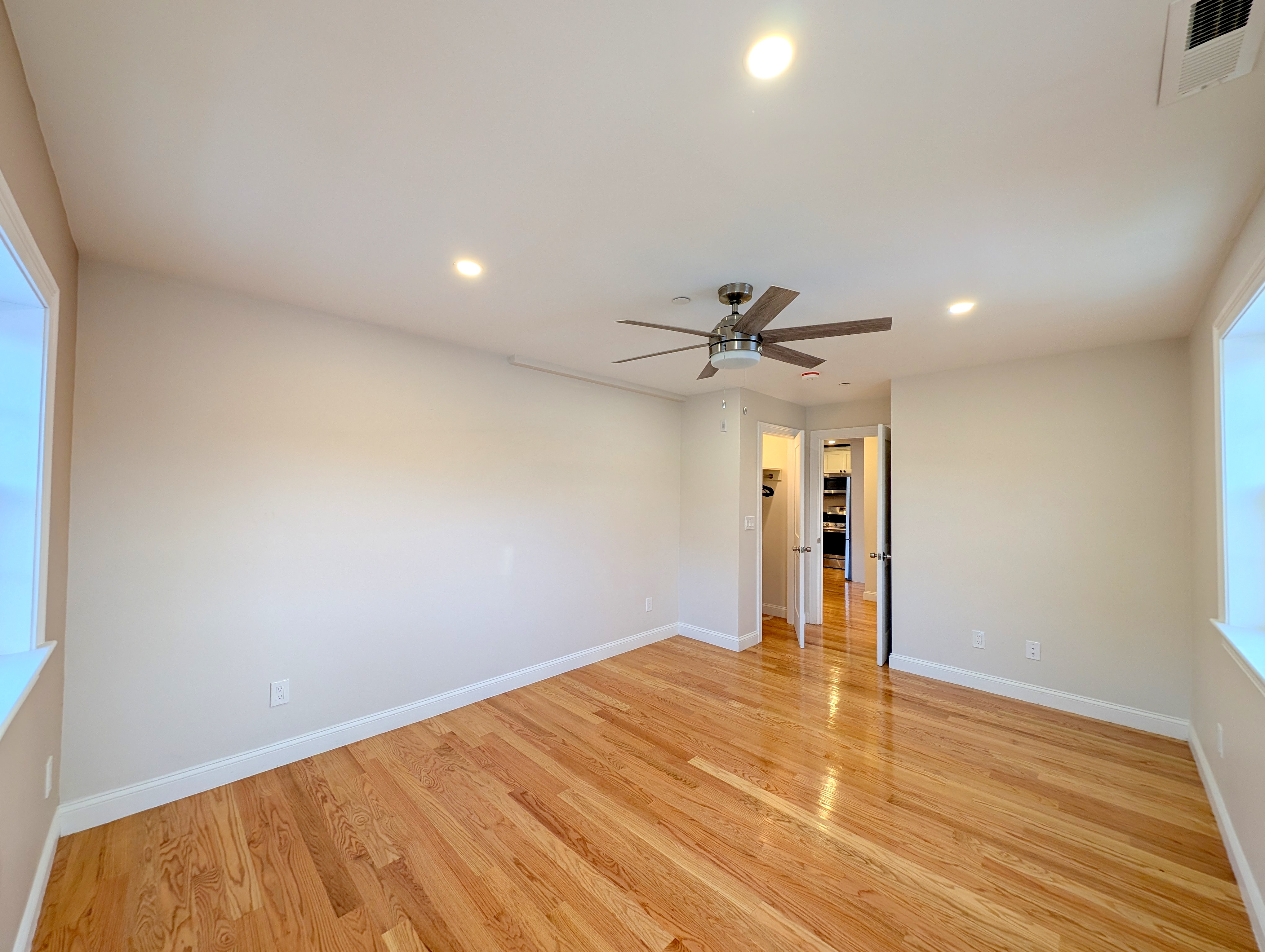 628 Trapelo Rd, Belmont