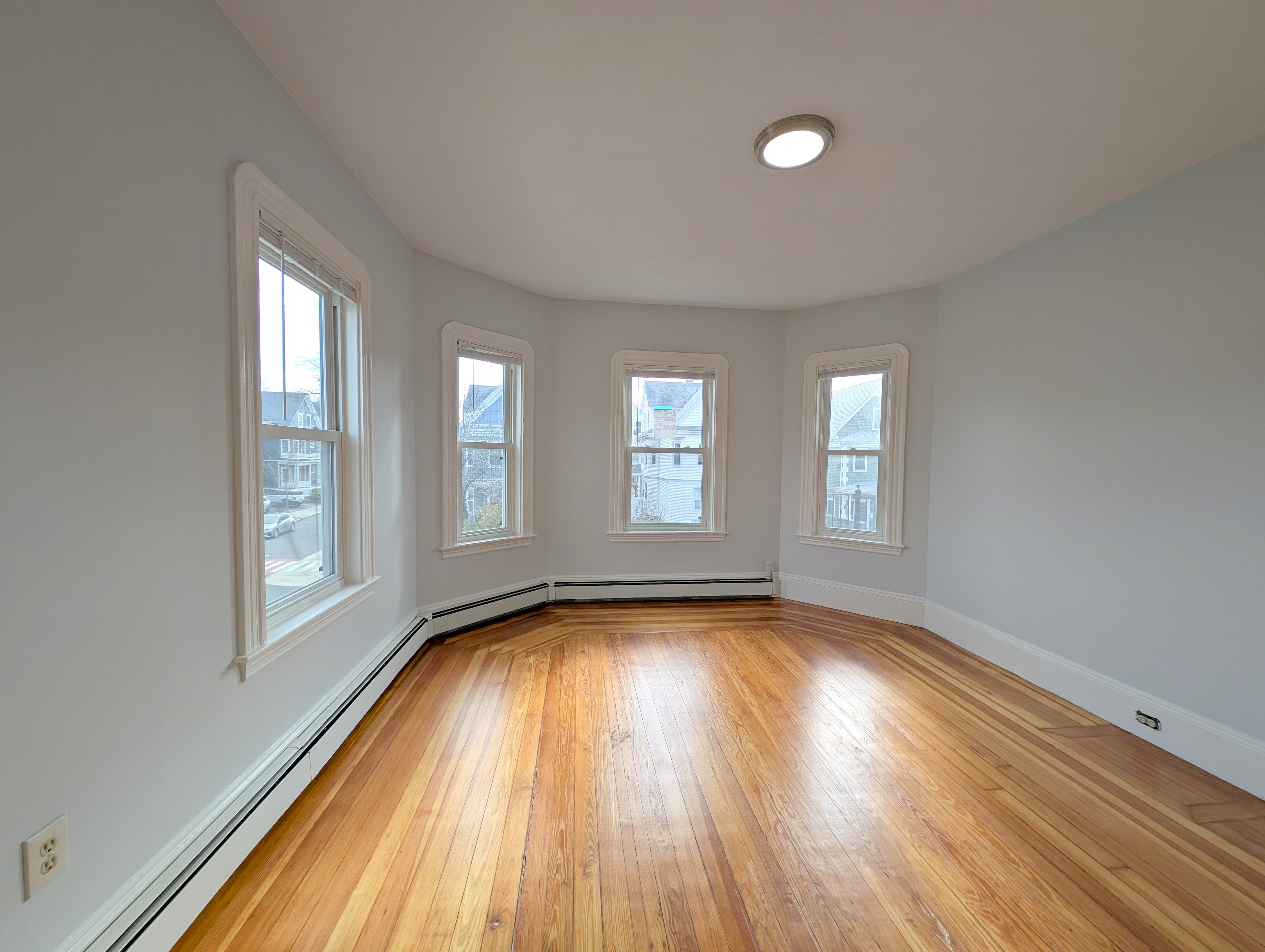 325 Highland Ave, Powder House Square