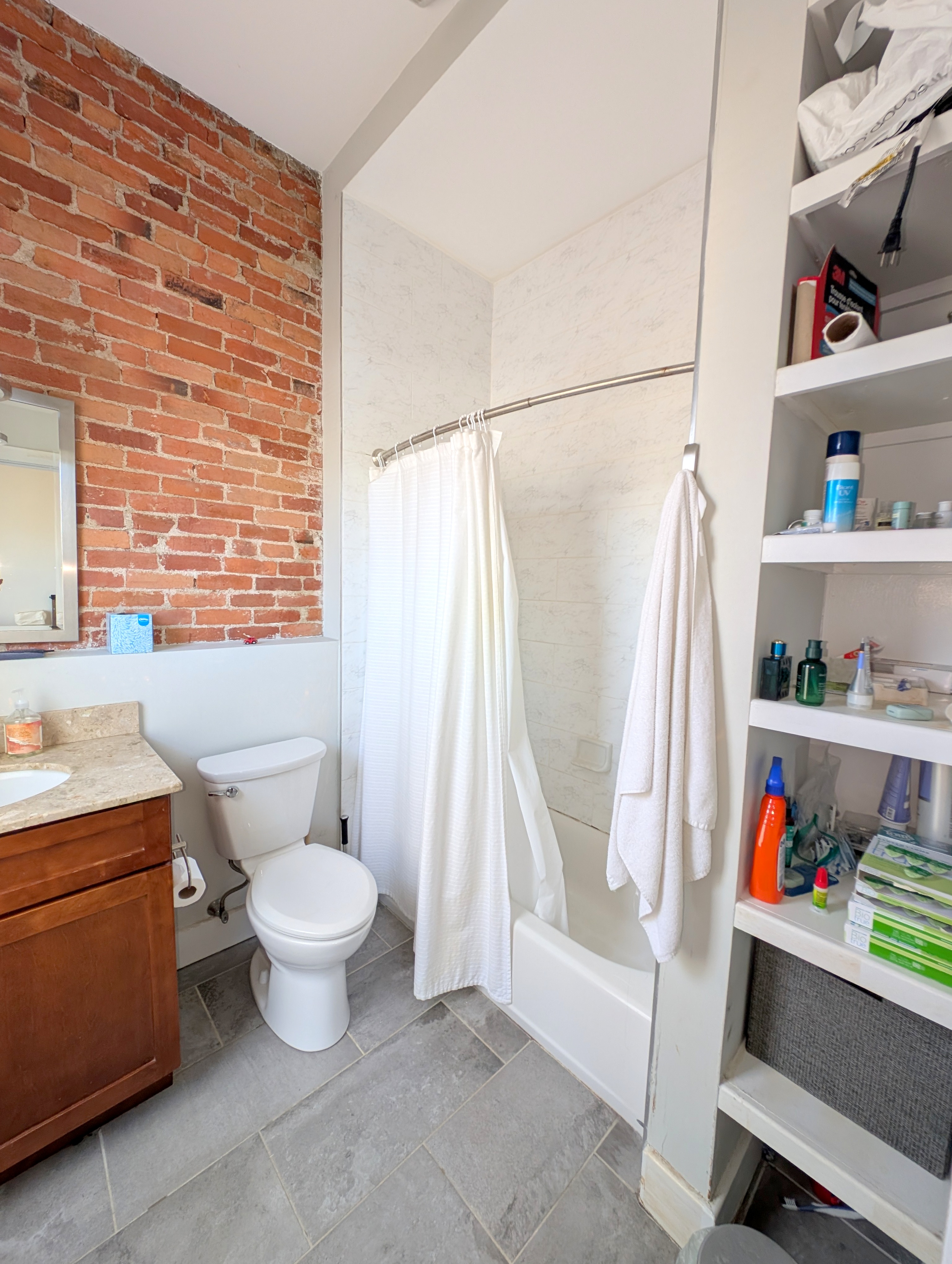 308 Western Ave, Riverside