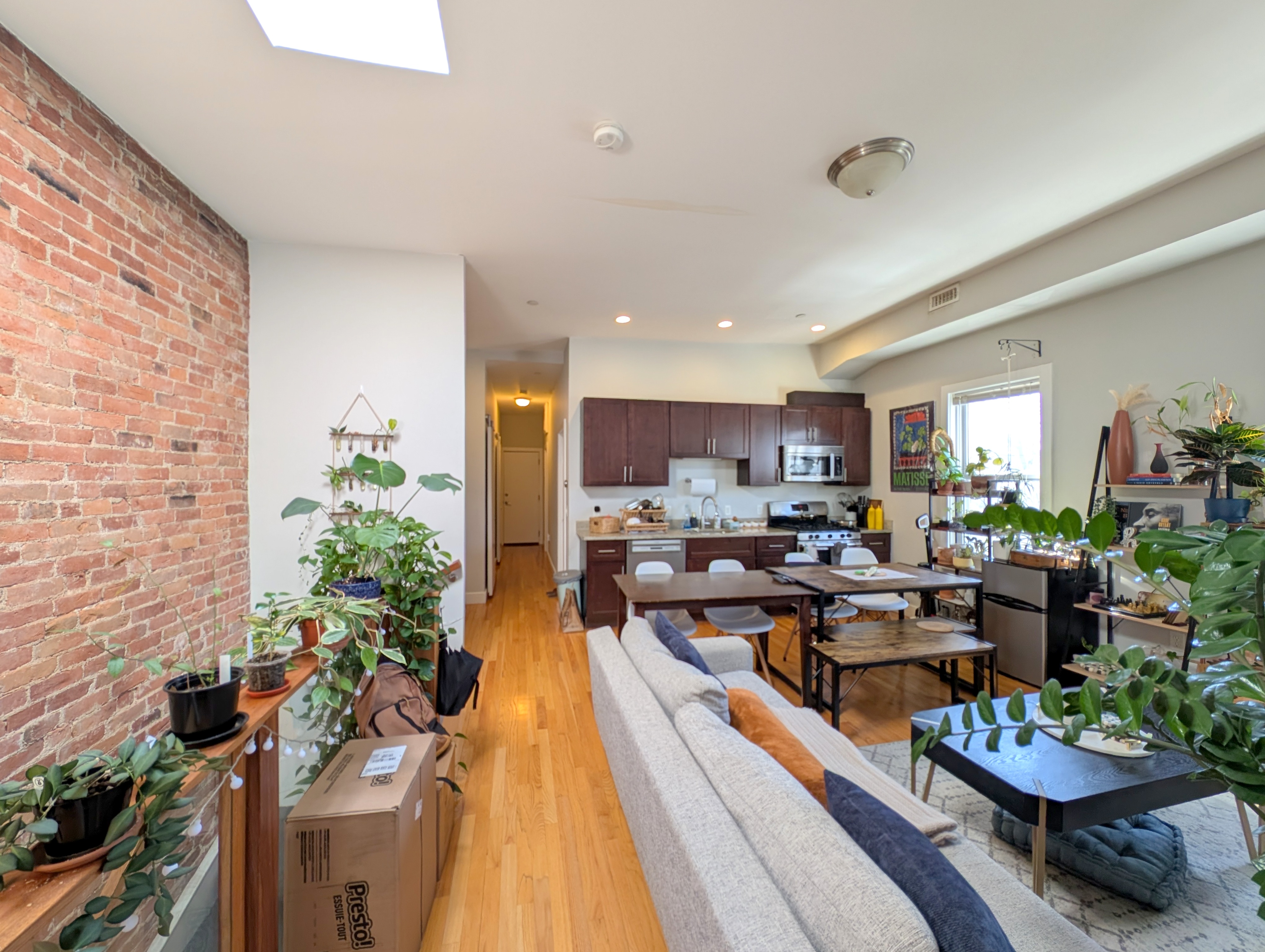 308 Western Ave, Riverside