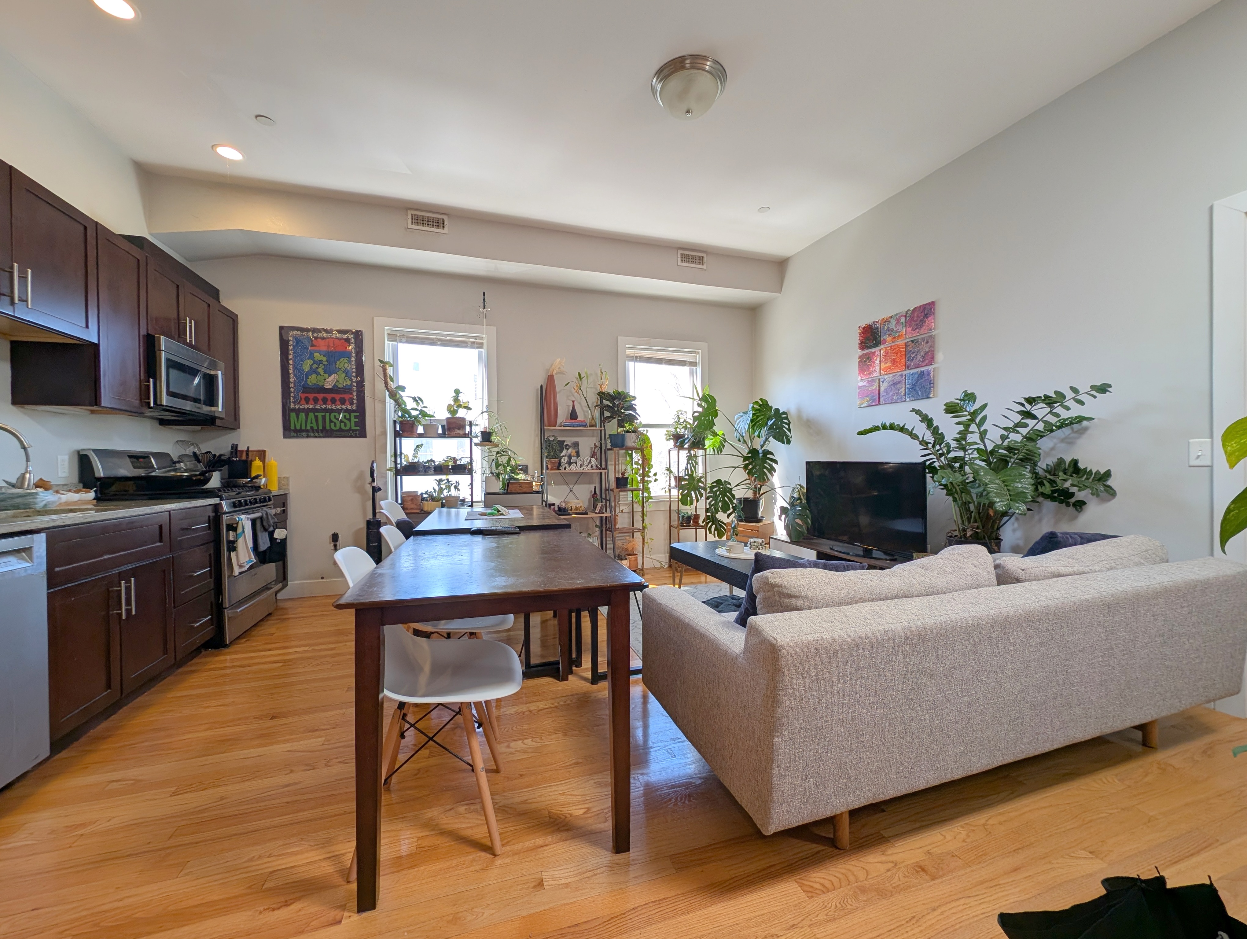 308 Western Ave, Riverside