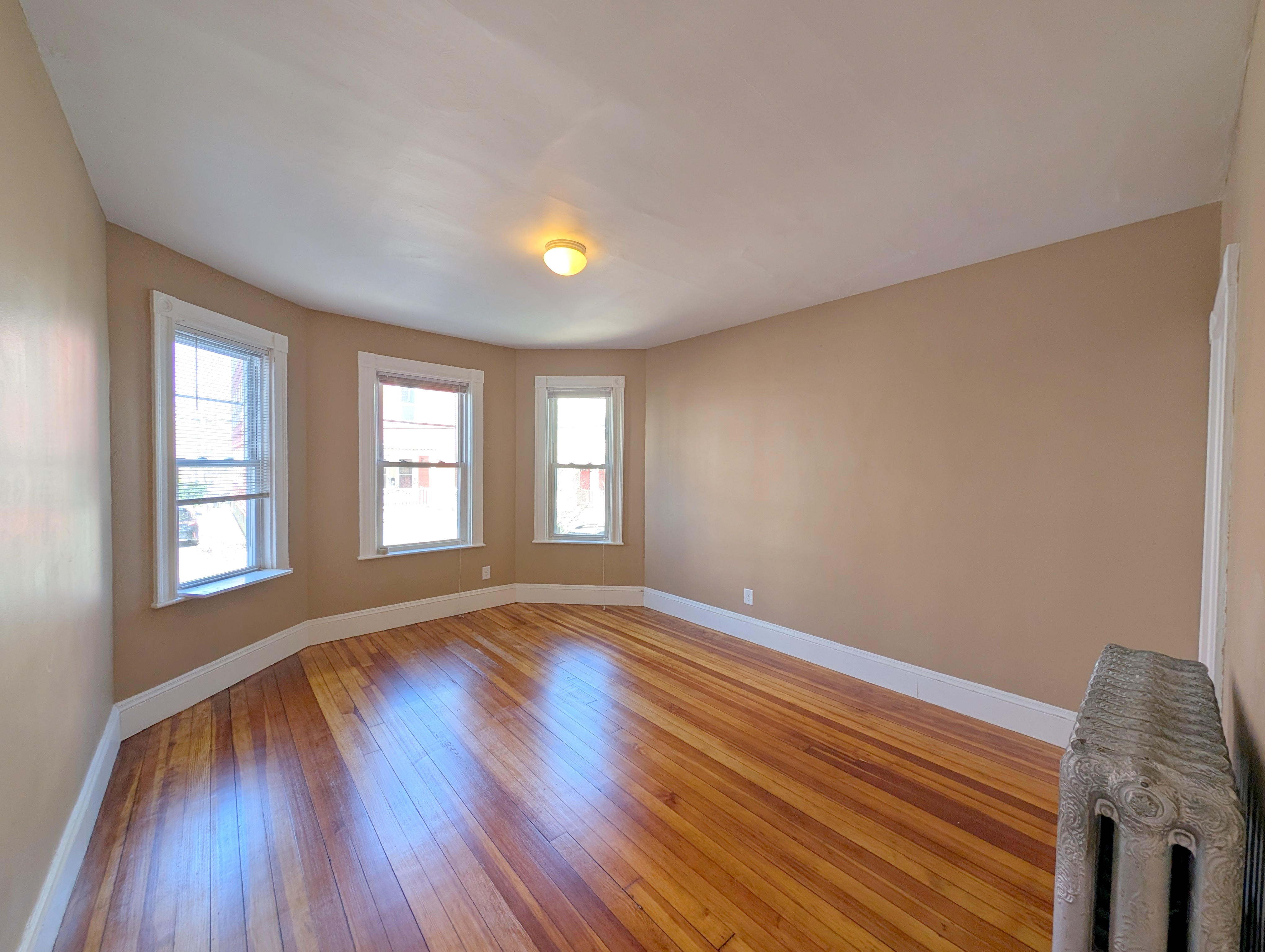 42 Calvin St, Ward Two