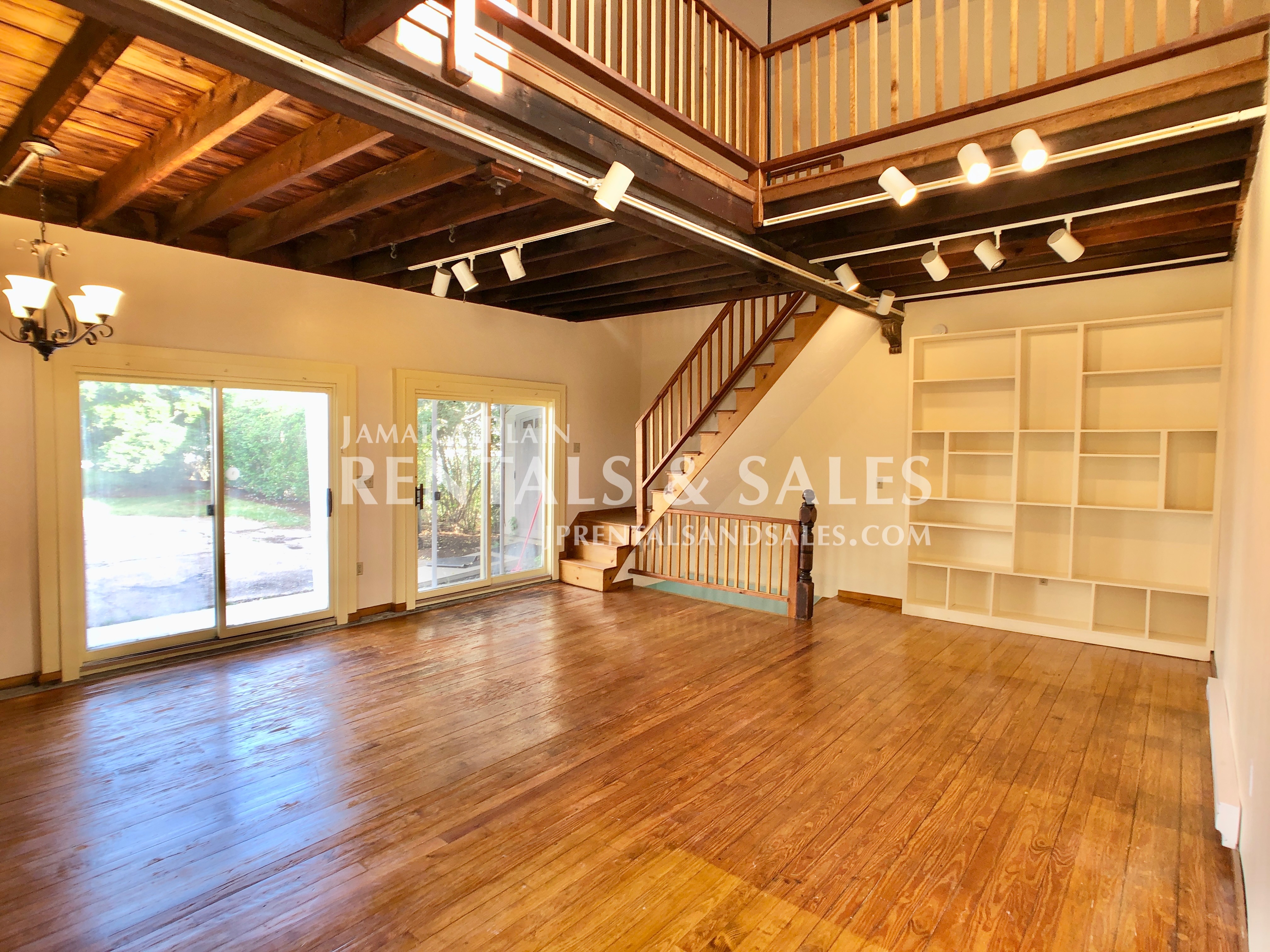 1 bed, 1 bath apartment for rent at 87 Child St Unit C, Hyde Park — photo 10 of 16