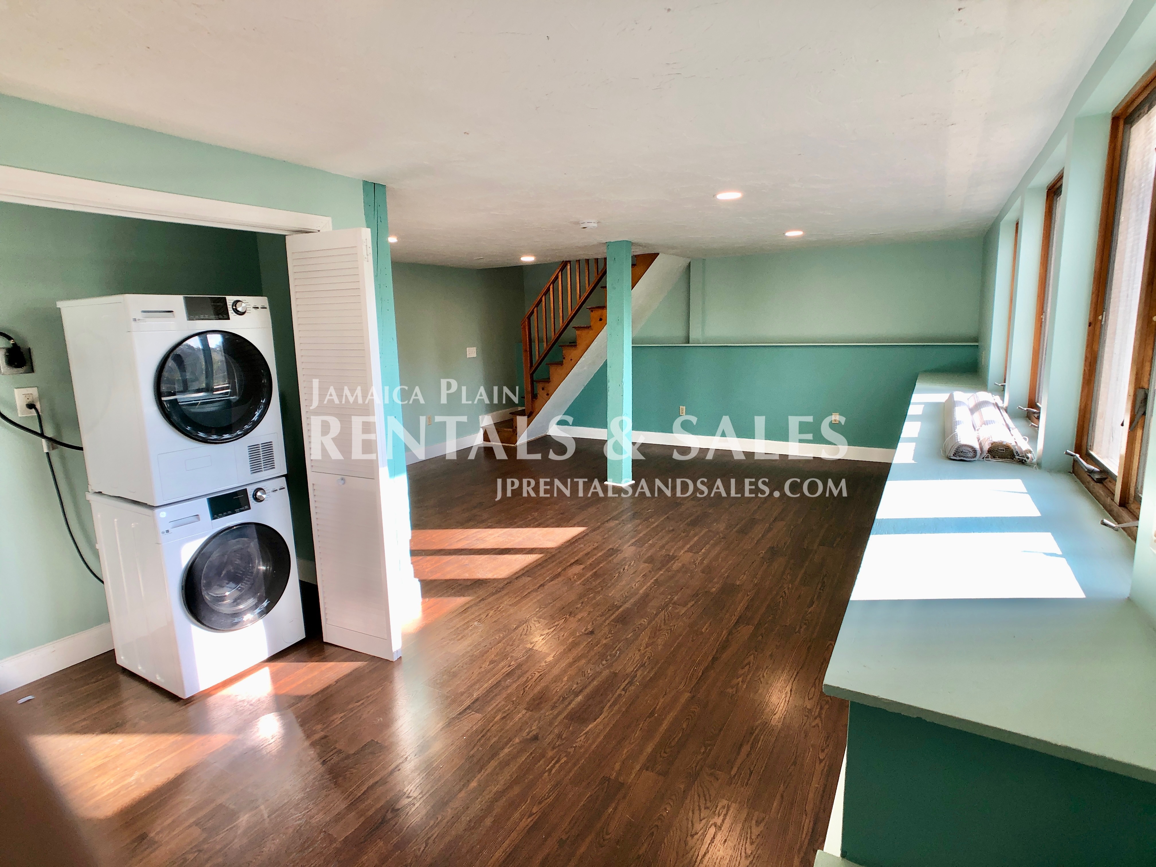 1 bed, 1 bath apartment for rent at 87 Child St Unit C, Hyde Park — photo 13 of 16
