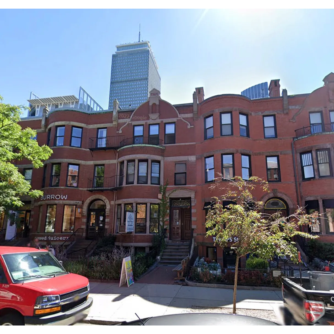 290 Newbury St, Back Bay