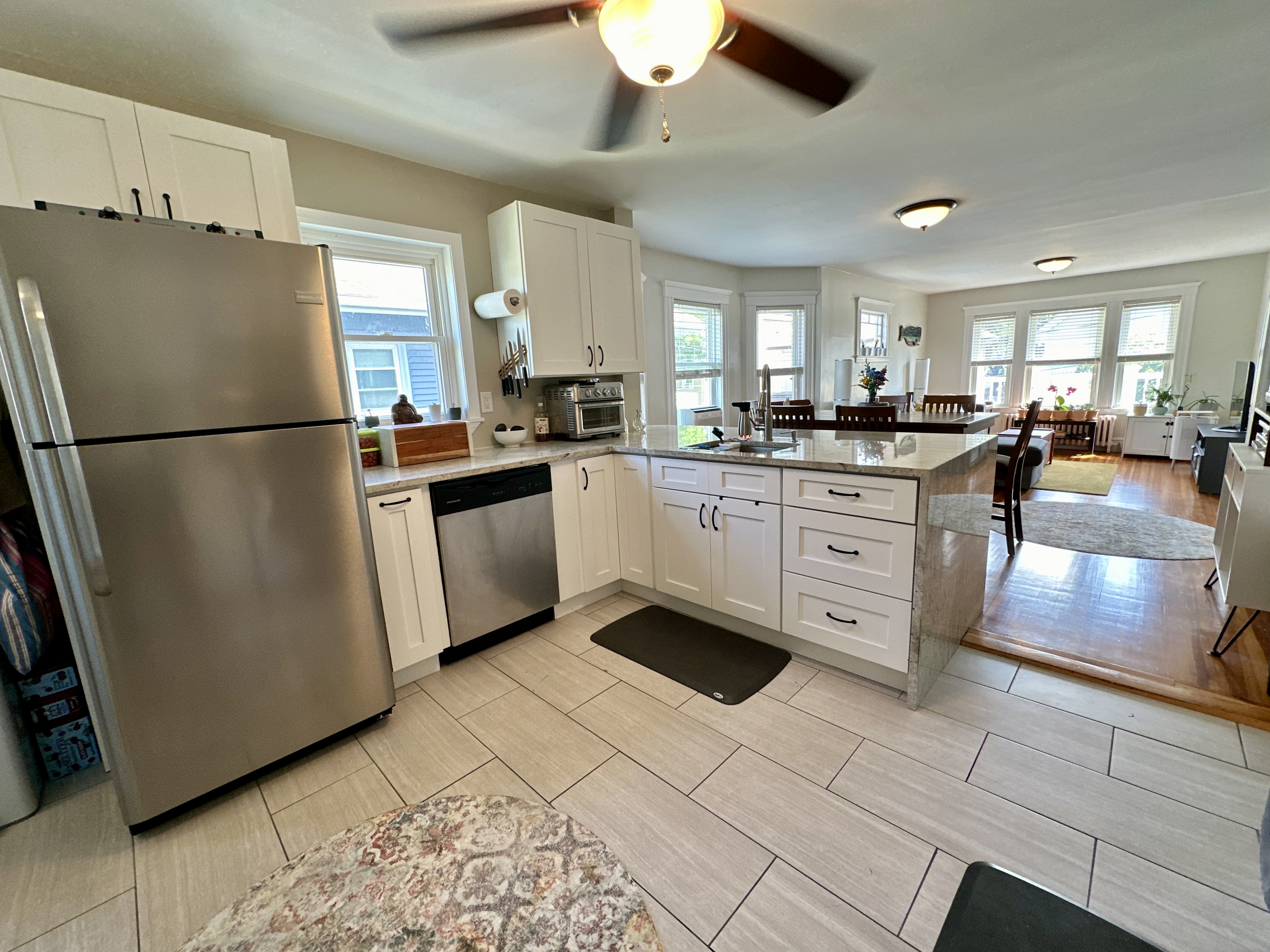 2.5 bed, 1 bath apartment for rent at 17 Lesher St Unit 1, Roslindale — photo 6 of 17