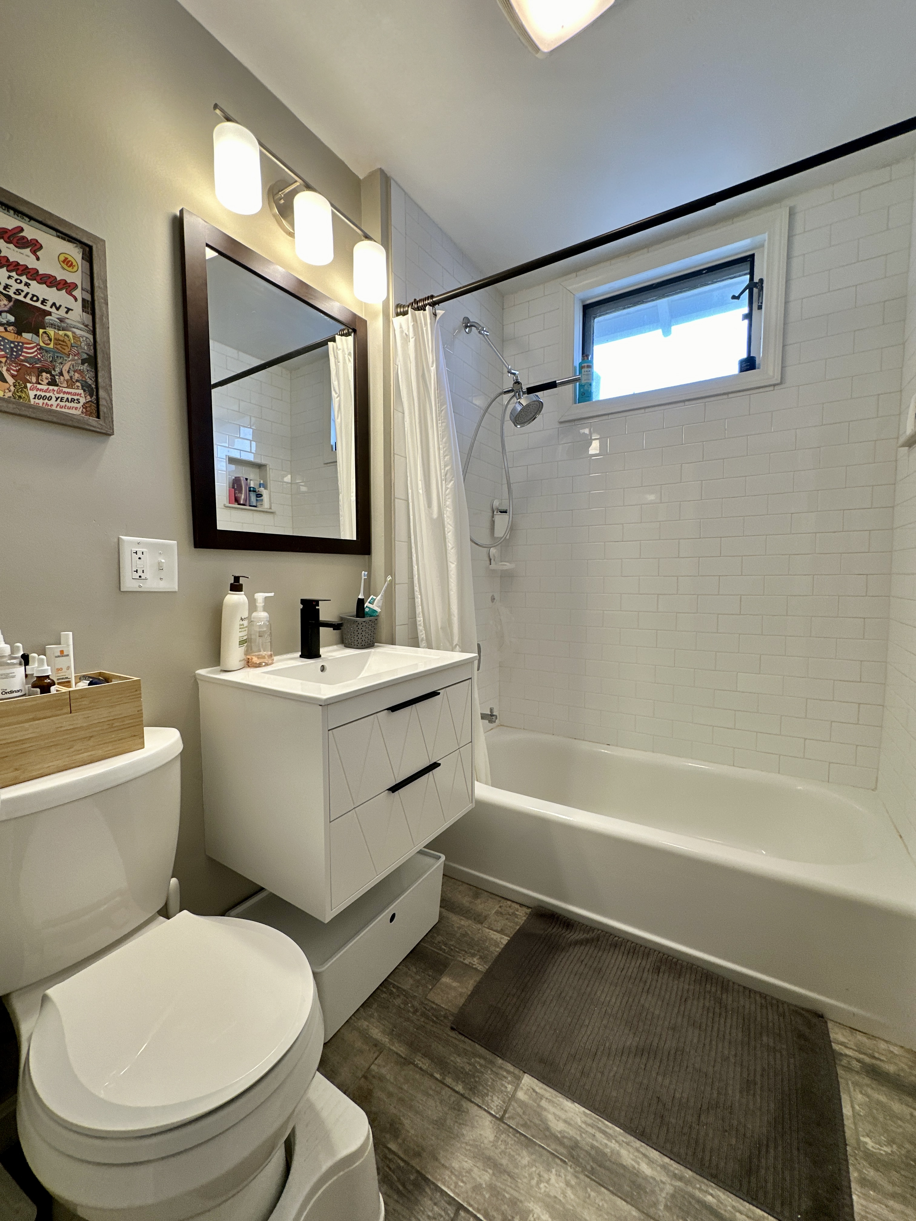 2.5 bed, 1 bath apartment for rent at 17 Lesher St Unit 1, Roslindale — photo 11 of 17